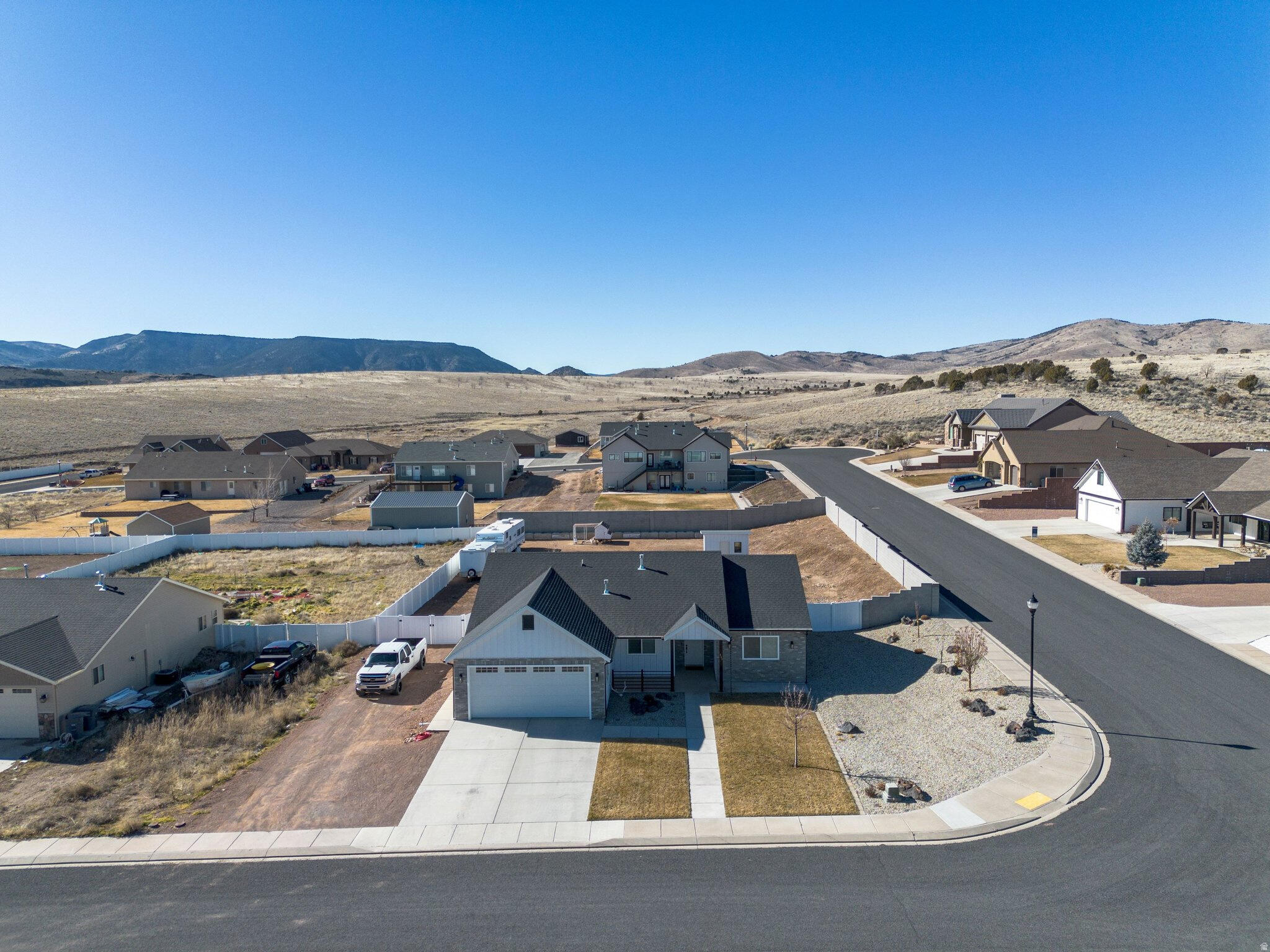 NORTH HILL ESTATES - Residential