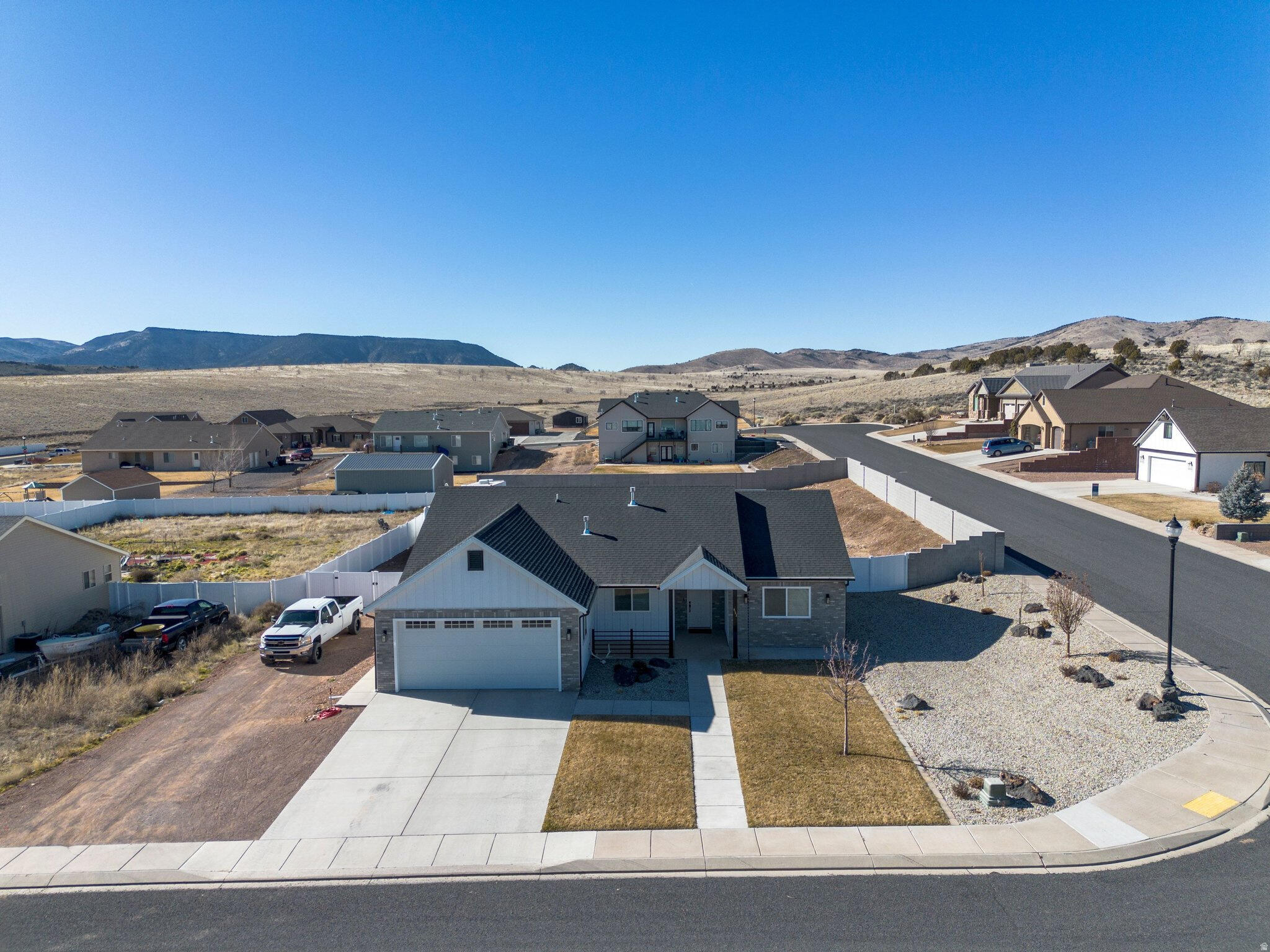 NORTH HILL ESTATES - Residential