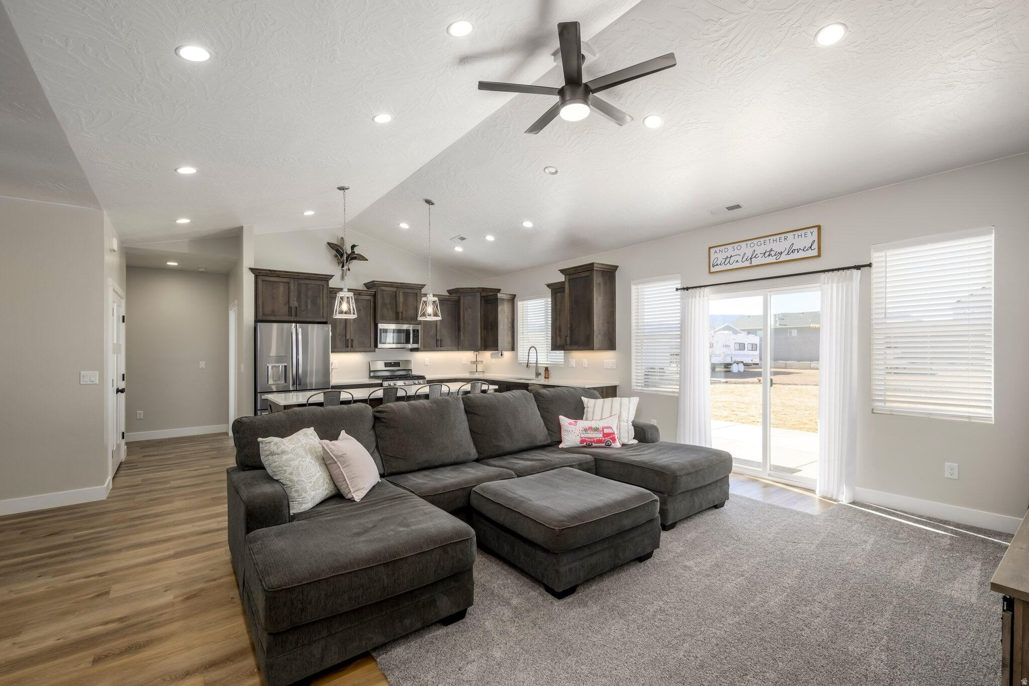 NORTH HILL ESTATES - Residential