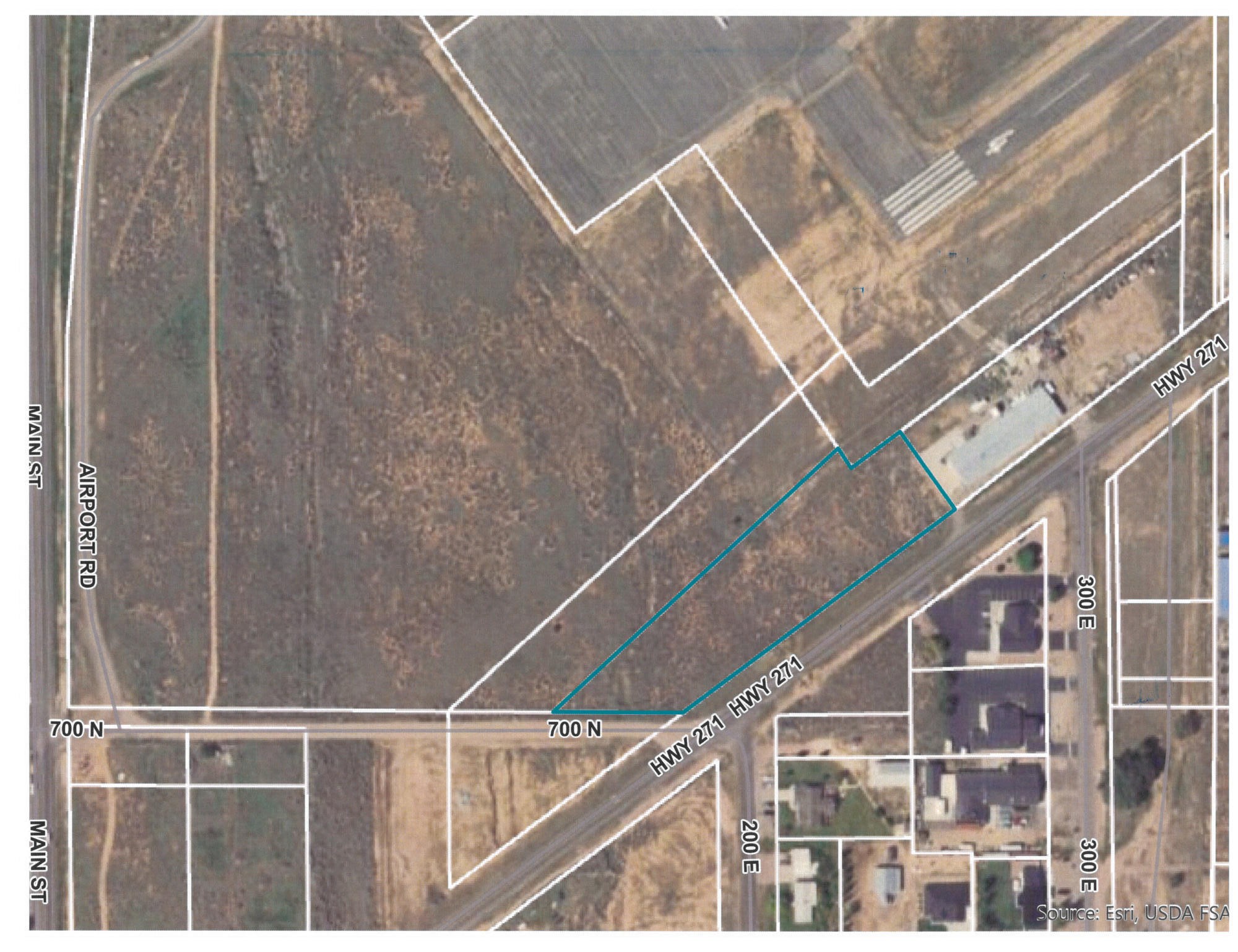 Great located parcel of 2.48 acres just south of the Parowan airport. Easy access off of 700 North and Highway 271. It has potential access to the airport and could come with another parcel to the North containing 1.48 acres and a 12,000 sq ft metal building. Flat lot for easy use and visible from North Main and I-15.