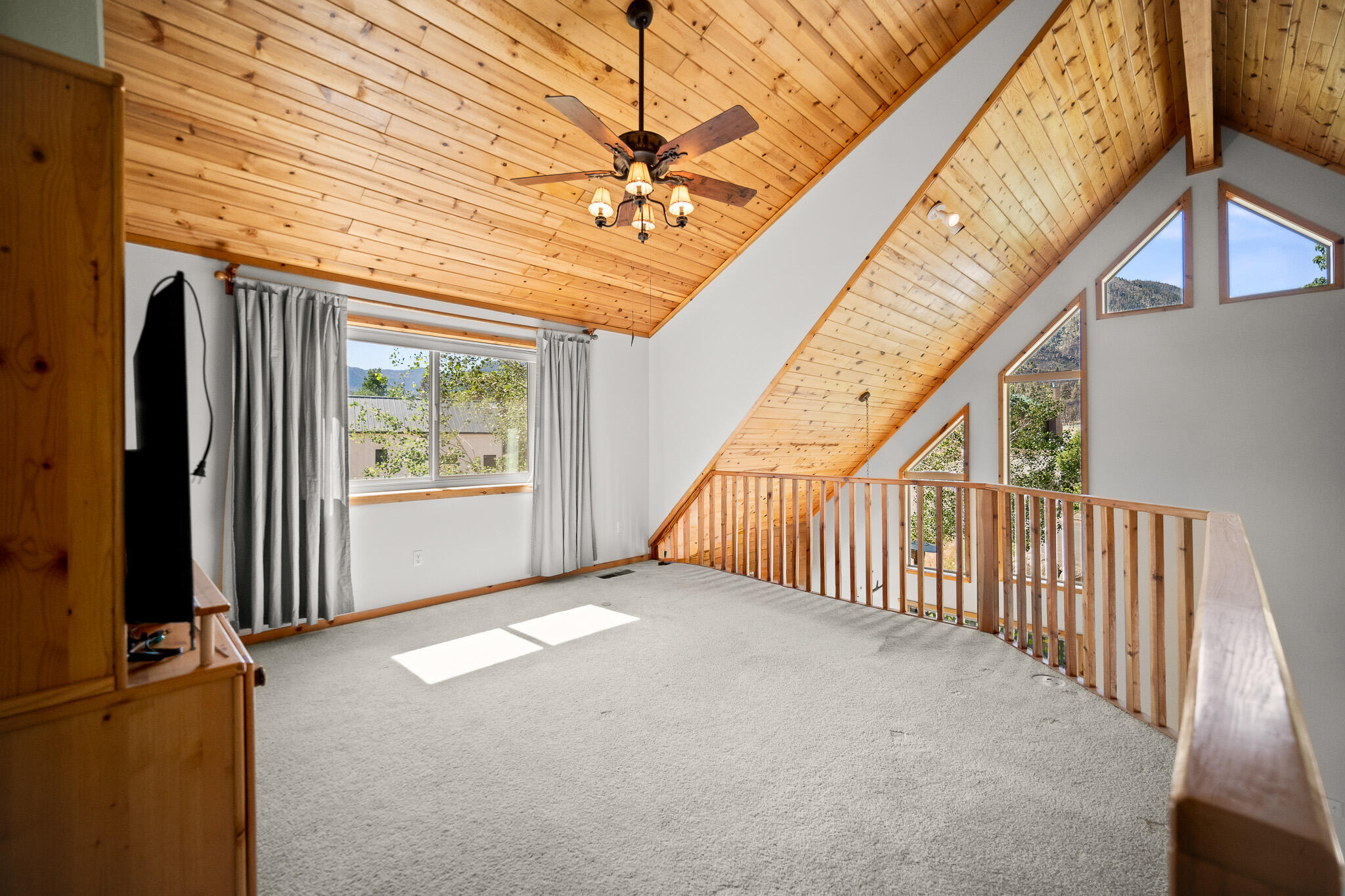 PINESTEAD - Residential