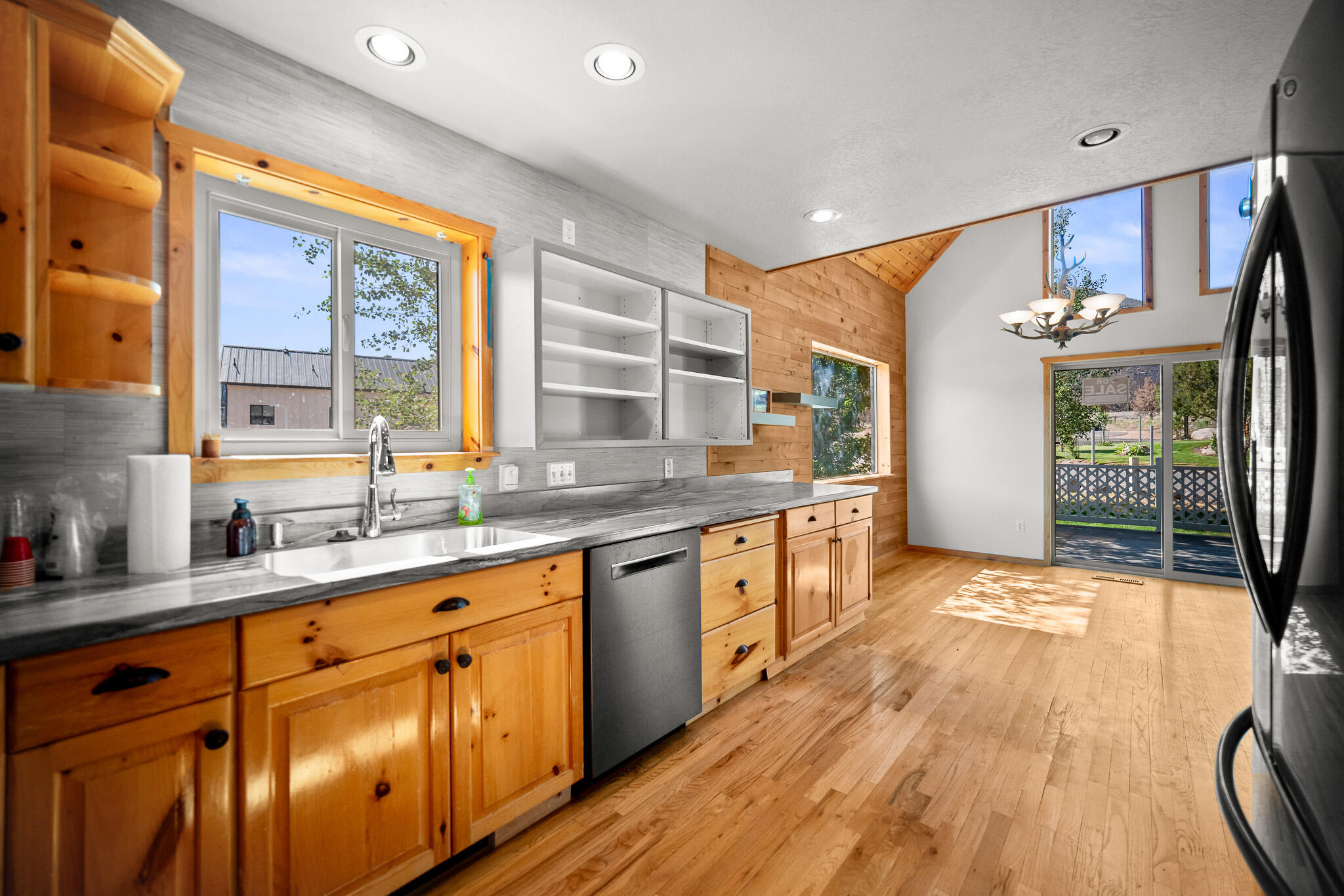PINESTEAD - Residential