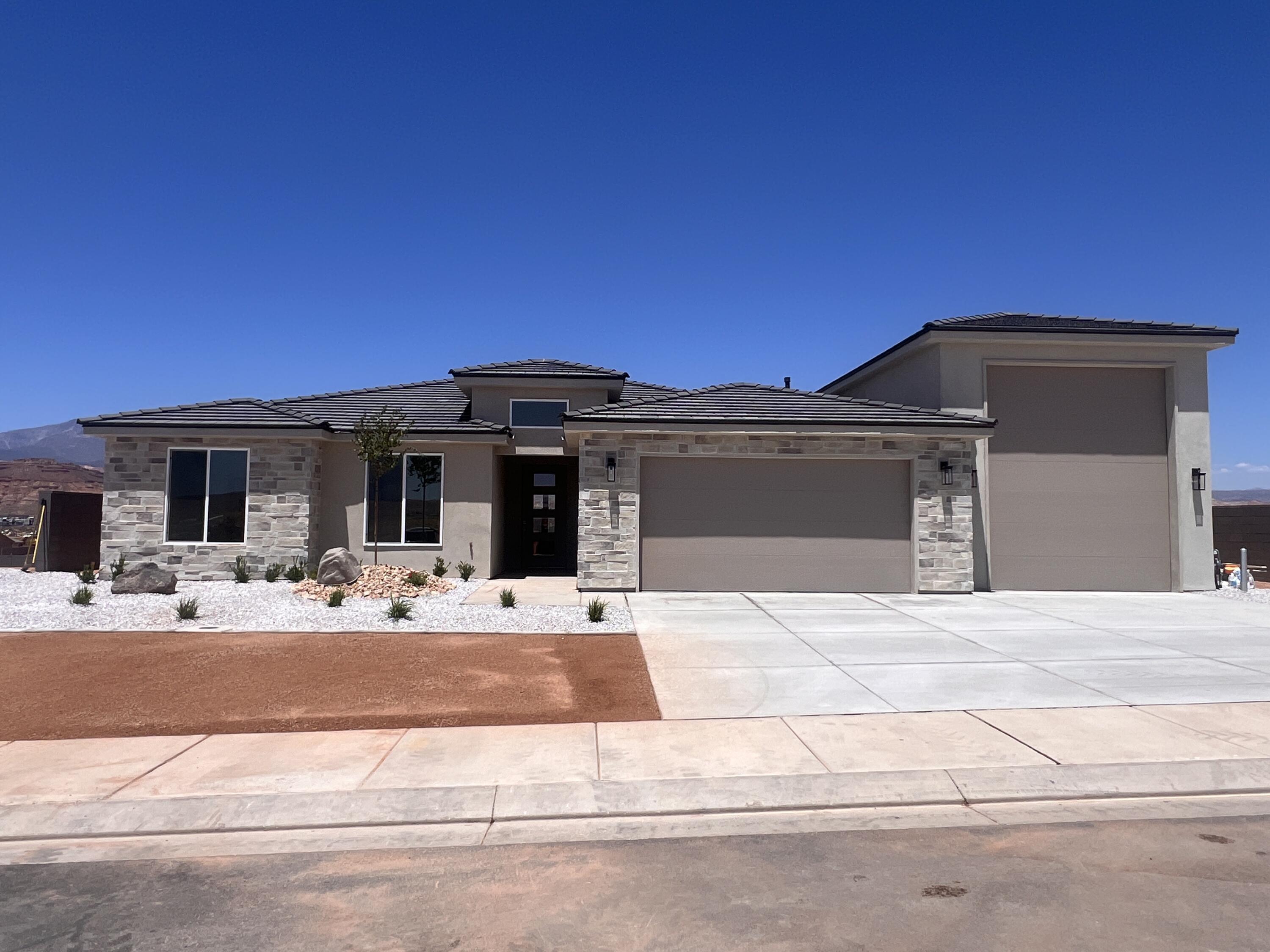 RED SLATE ESTATES - Residential