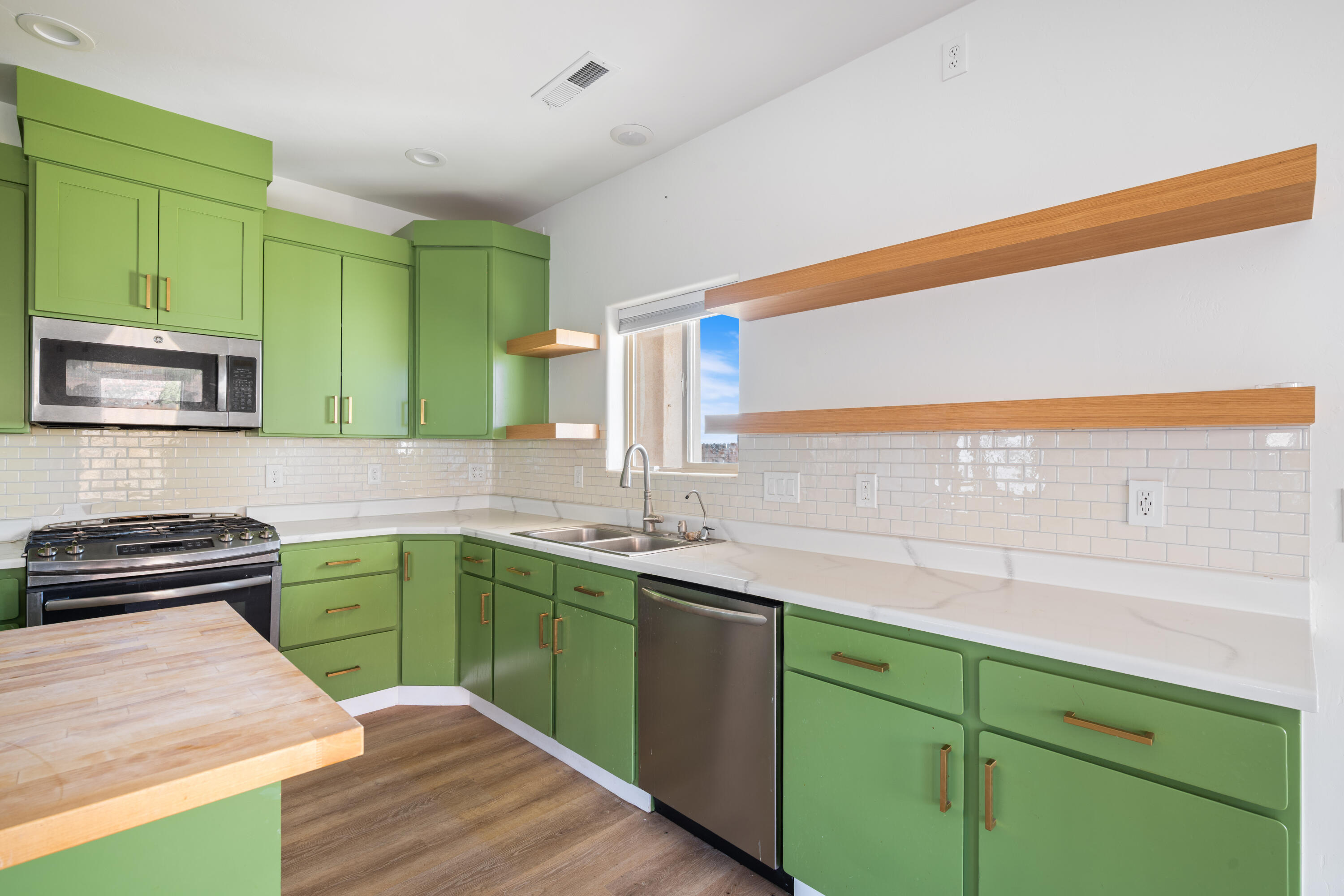 SHORT CREEK - Residential