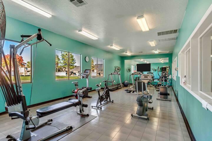 SPORTS VILLAGE - Residential