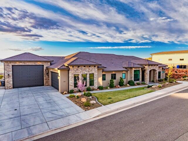 EAGLE SUMMIT ESTATES - Residential