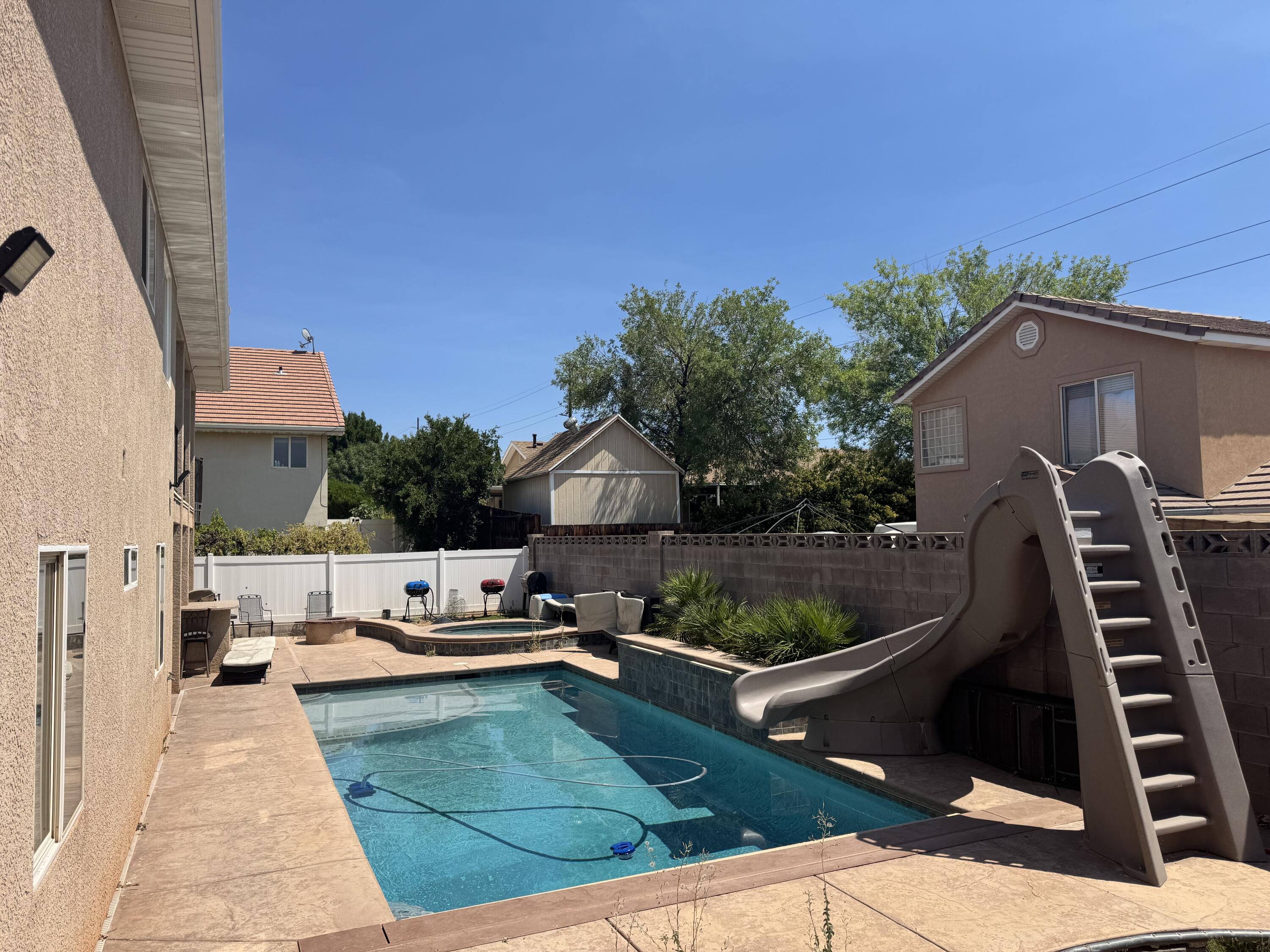 CHEYENNE AT RED CLIFFS - Residential
