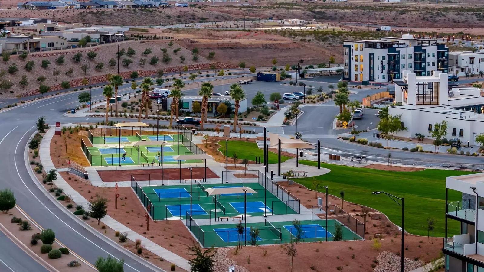 DESERT COLOR AUBURN HILLS - Residential