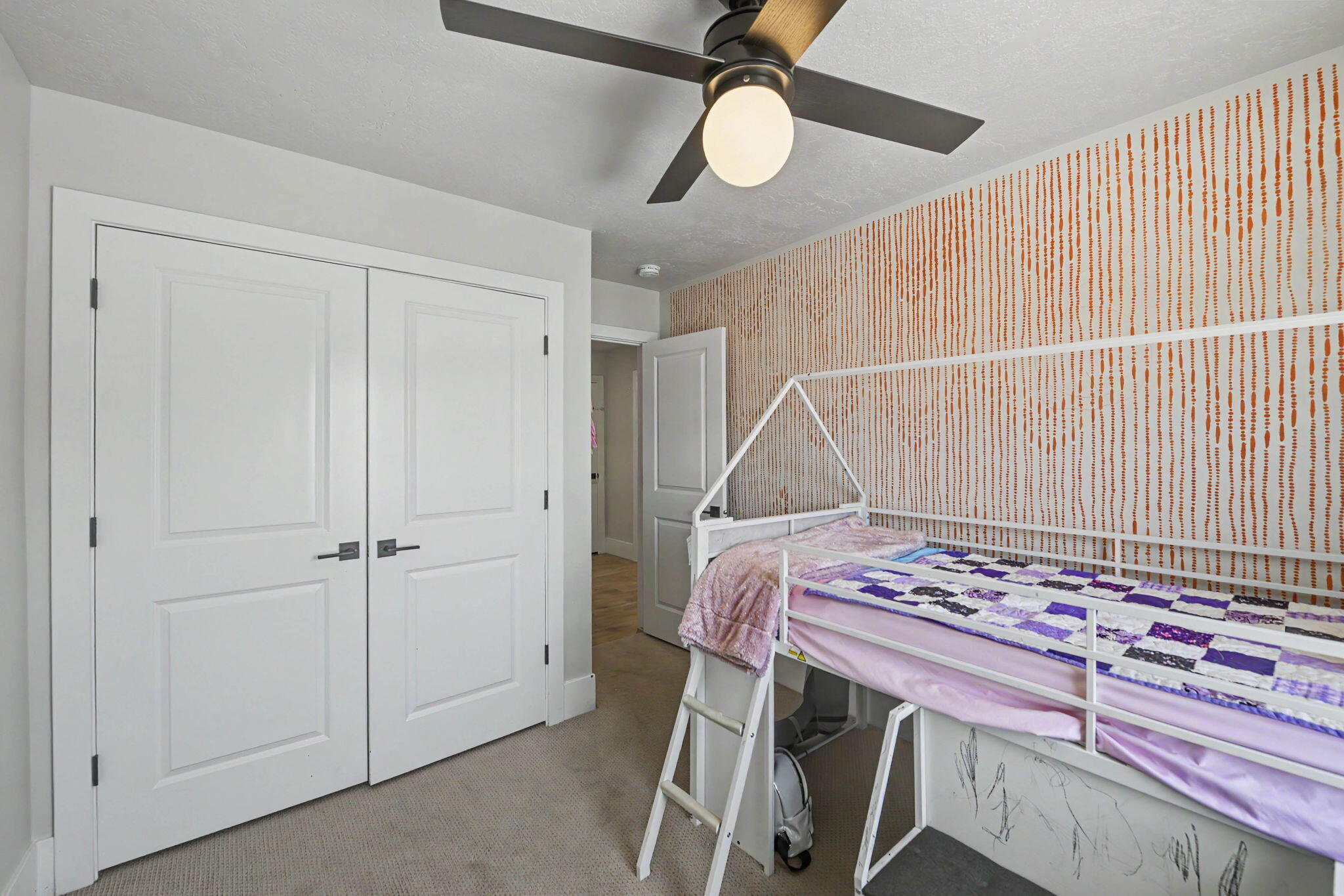 DESERT COLOR AUBURN HILLS - Residential
