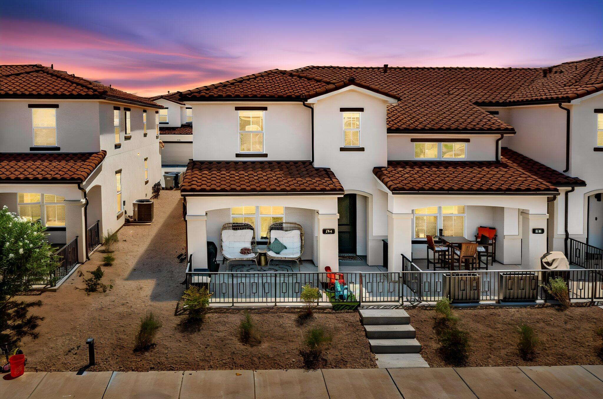 DESERT COLOR AUBURN HILLS - Residential