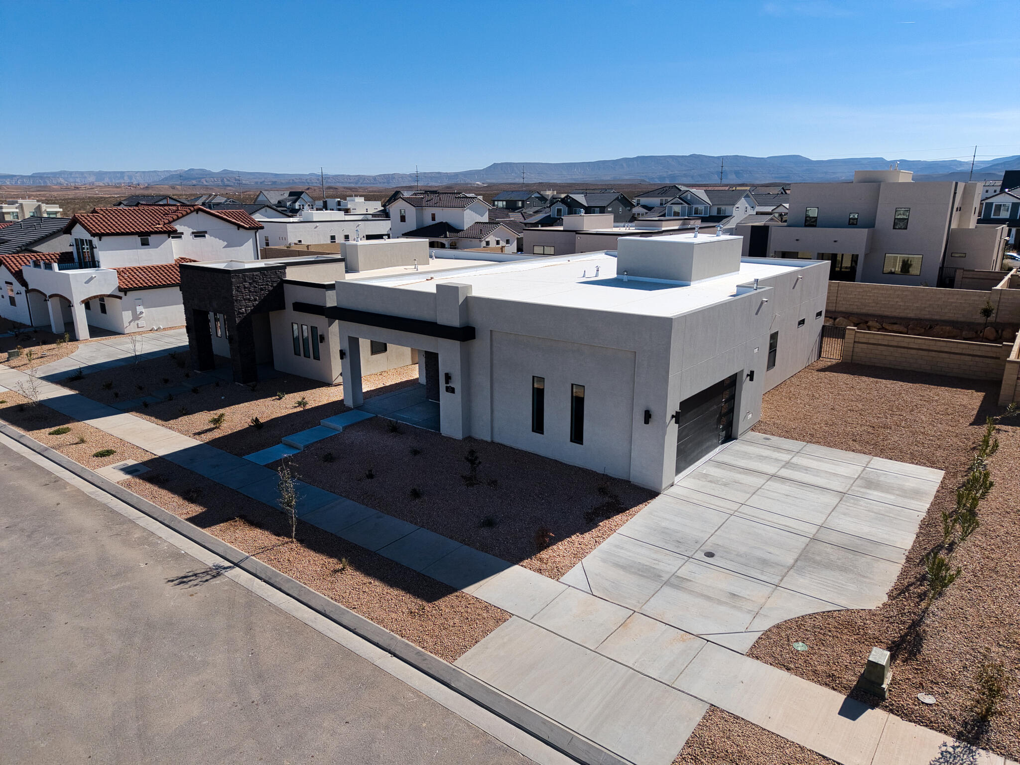 DESERT COLOR SAGE HAVEN - Residential