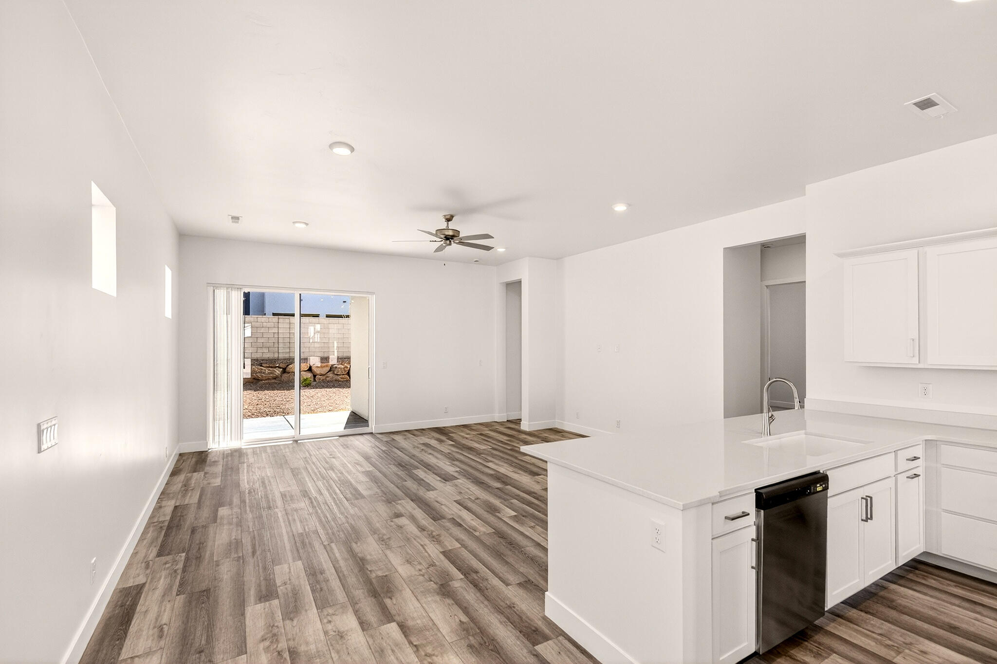 DESERT COLOR SAGE HAVEN - Residential