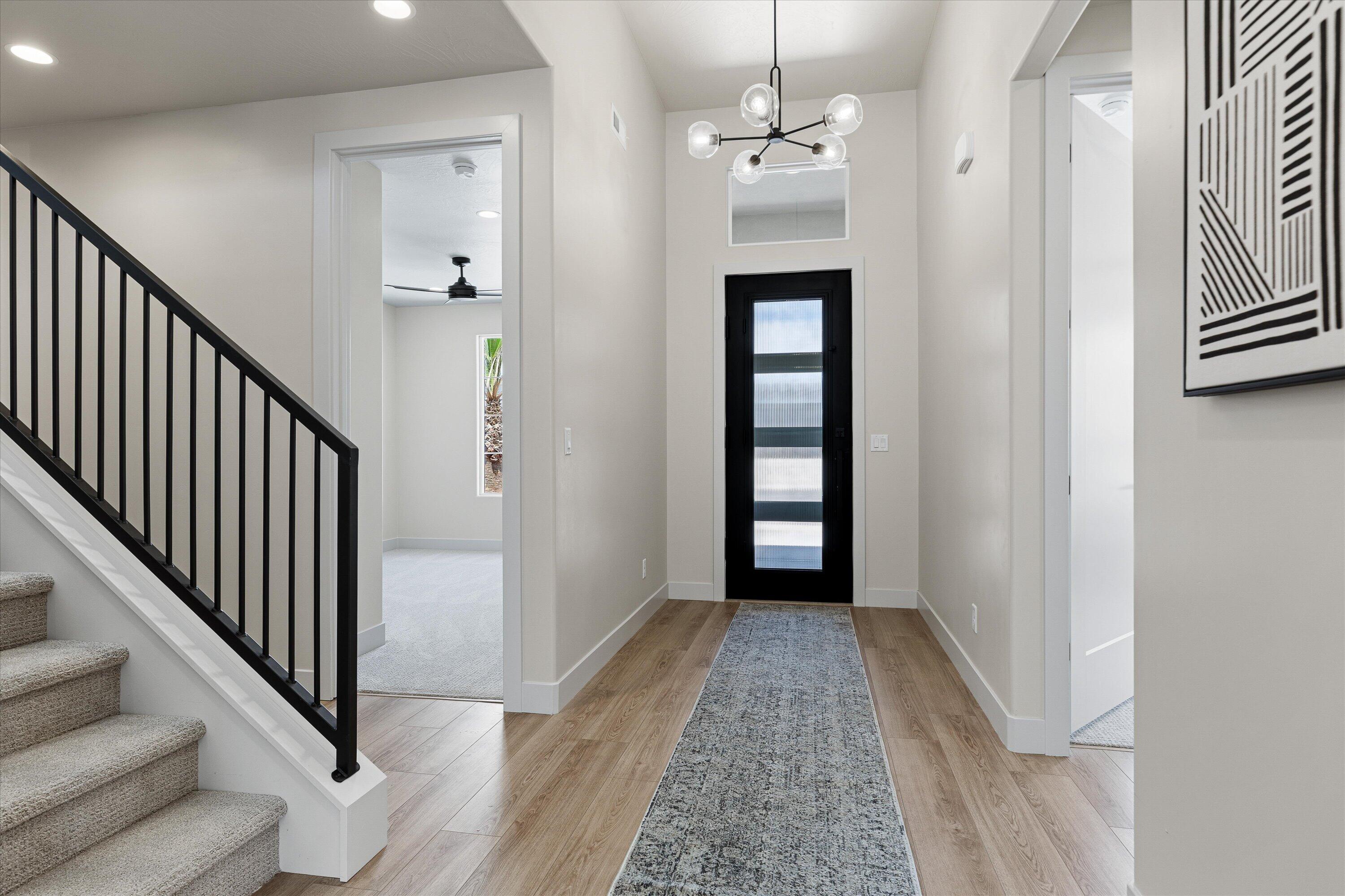 FALCON RIDGE - Residential