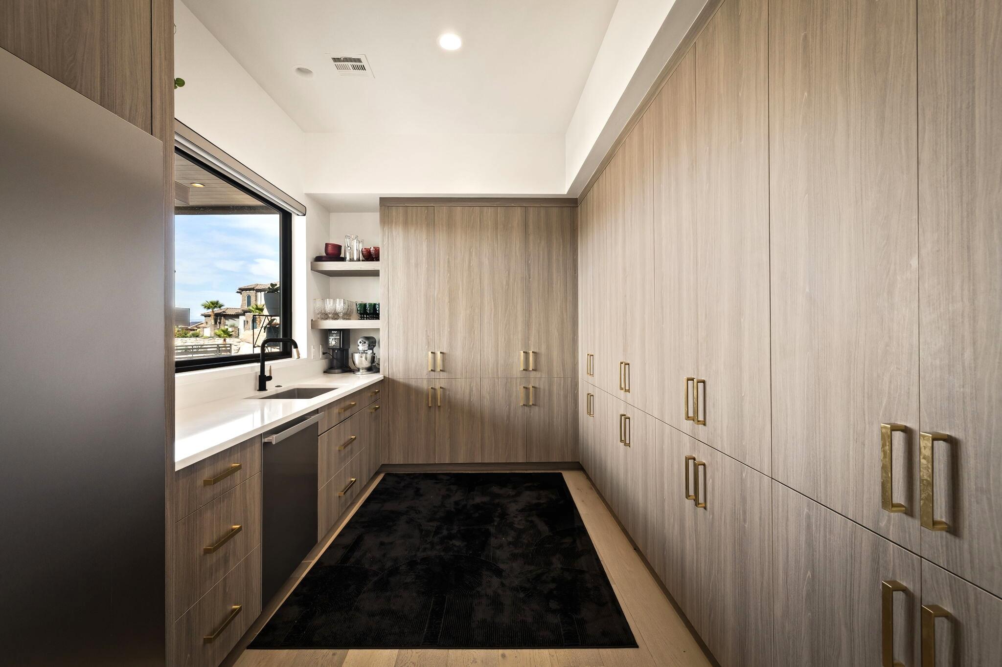 STONE CLIFF - Residential