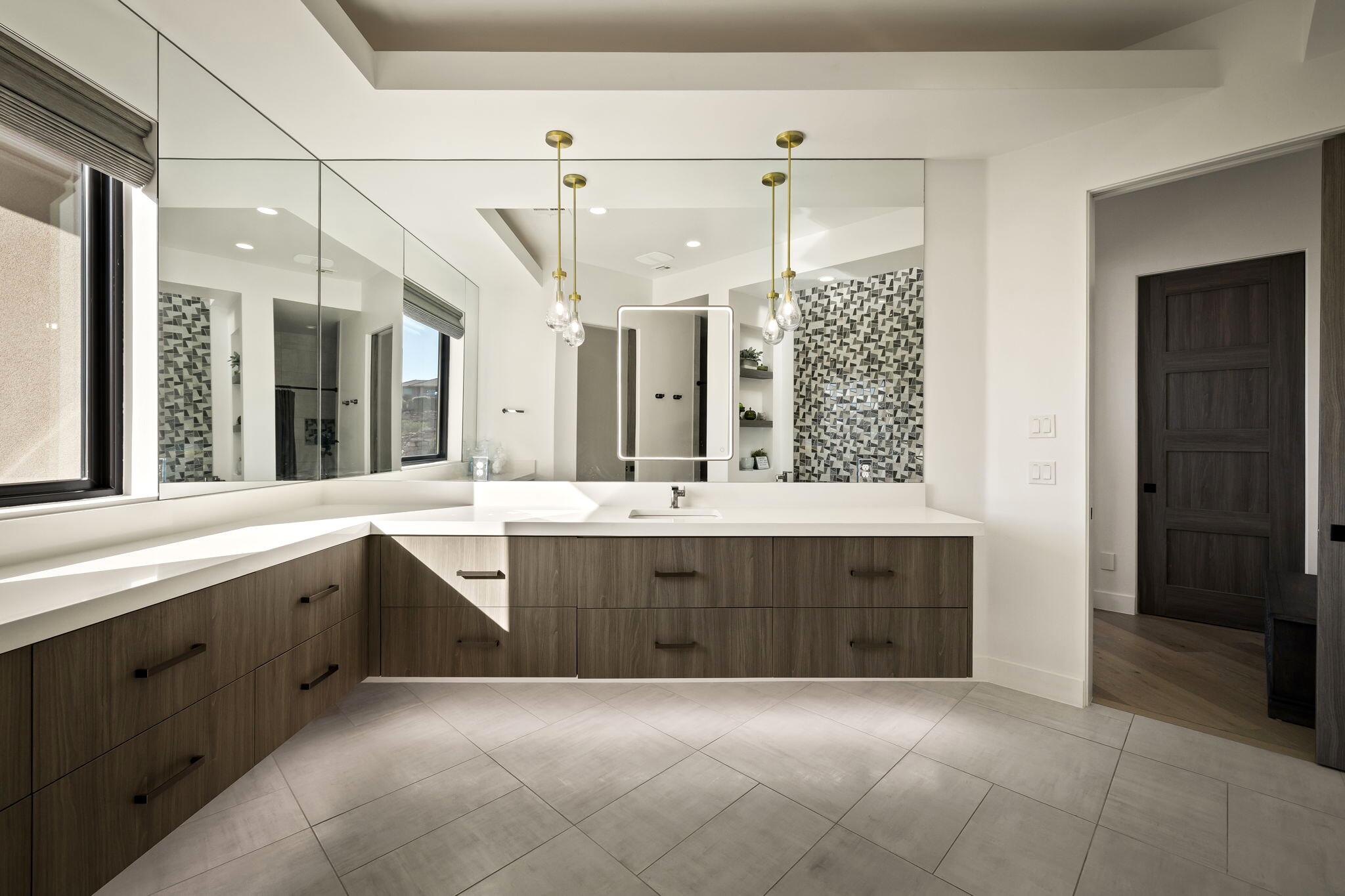 STONE CLIFF - Residential