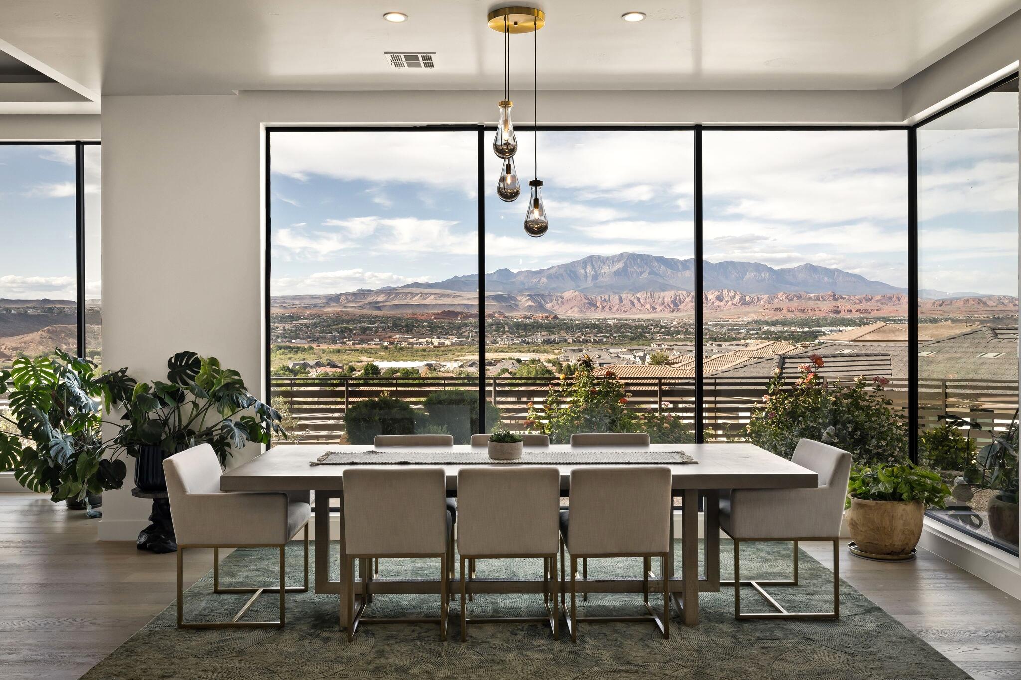 STONE CLIFF - Residential