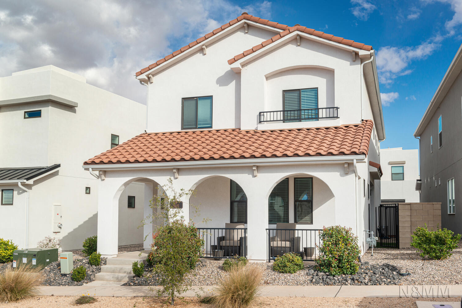 DESERT COLOR AUBURN HILLS - Residential