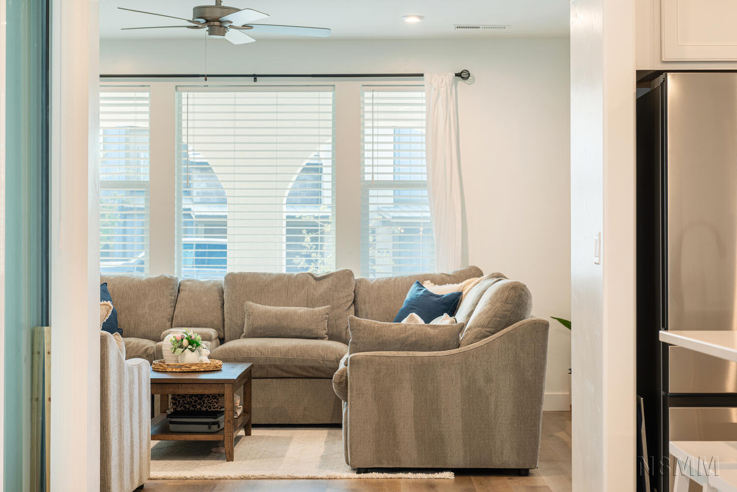 DESERT COLOR AUBURN HILLS - Residential