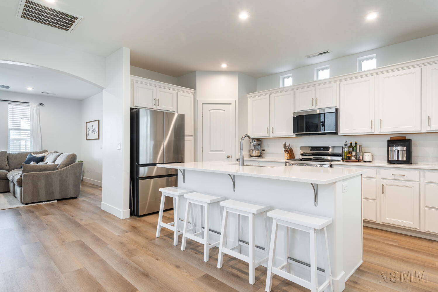 DESERT COLOR AUBURN HILLS - Residential