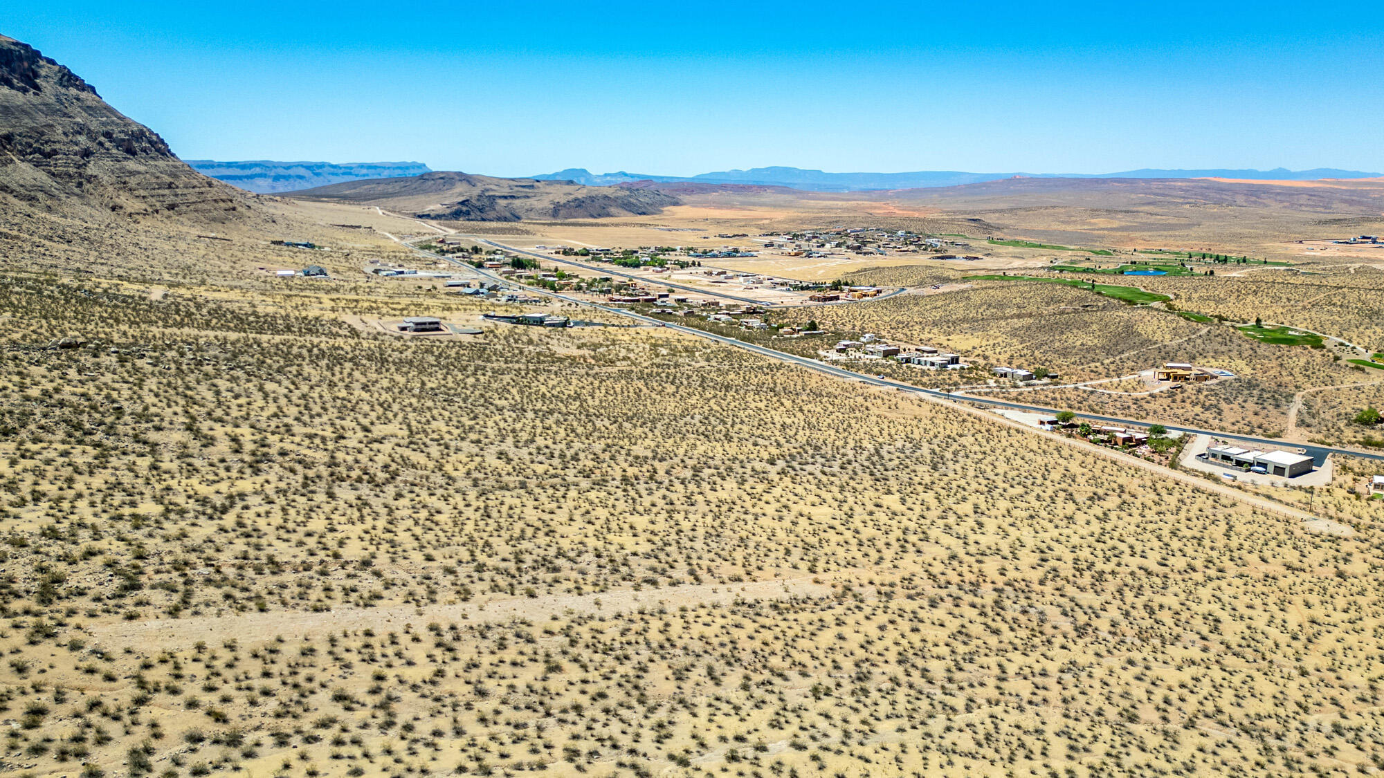 MOCCASIN FLATS - Land