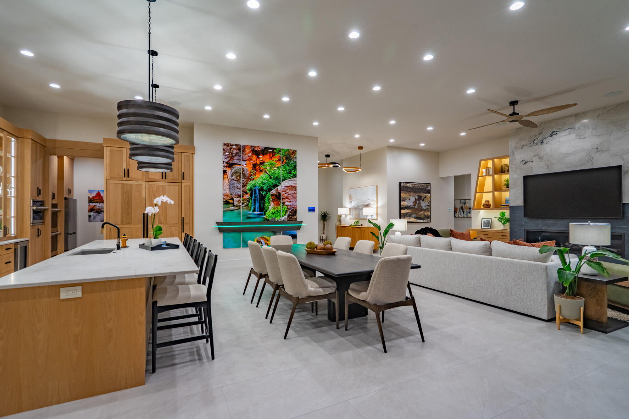 ESTATES AT SAND HOLLOW - Residential