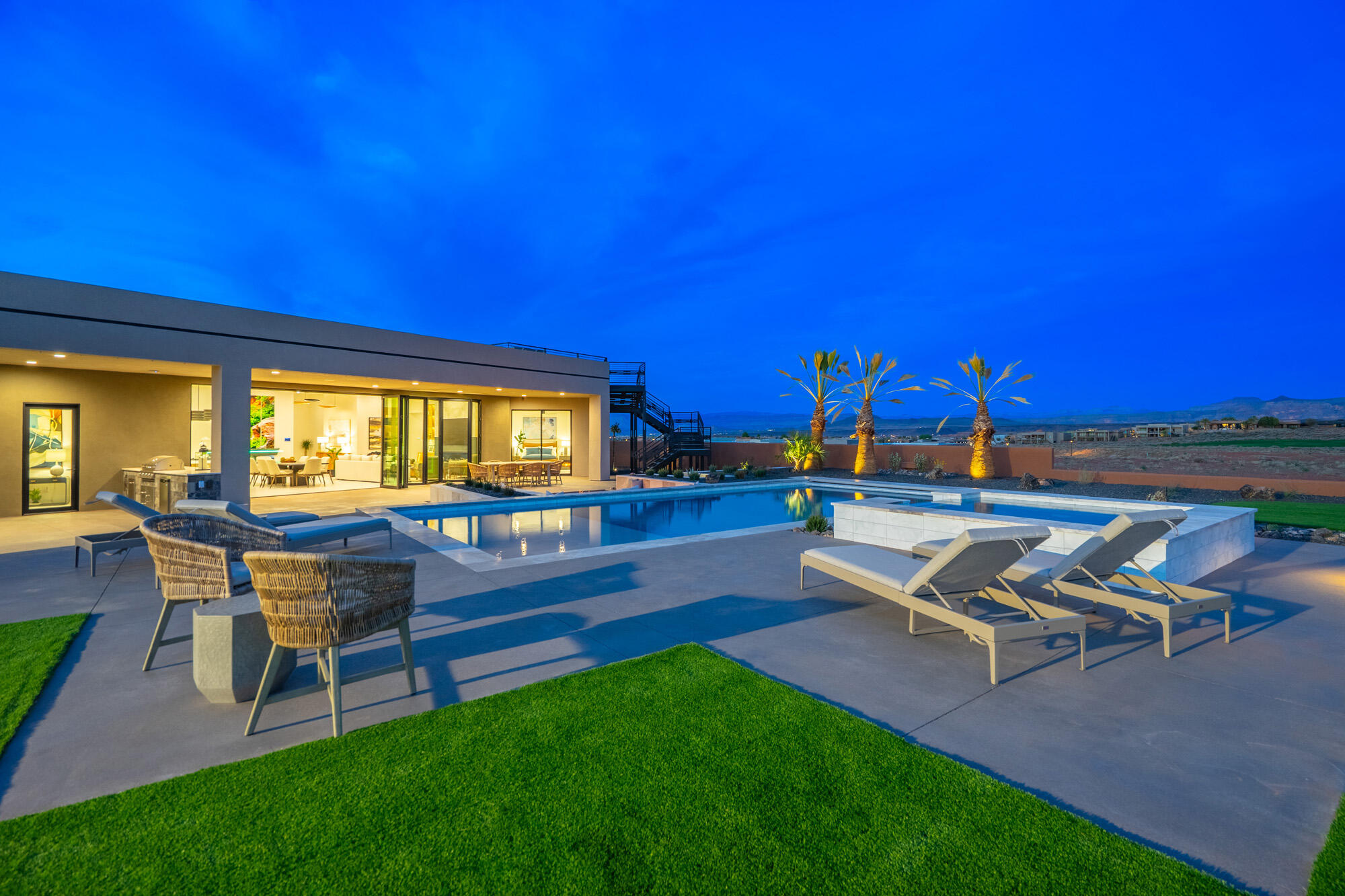 ESTATES AT SAND HOLLOW - Residential
