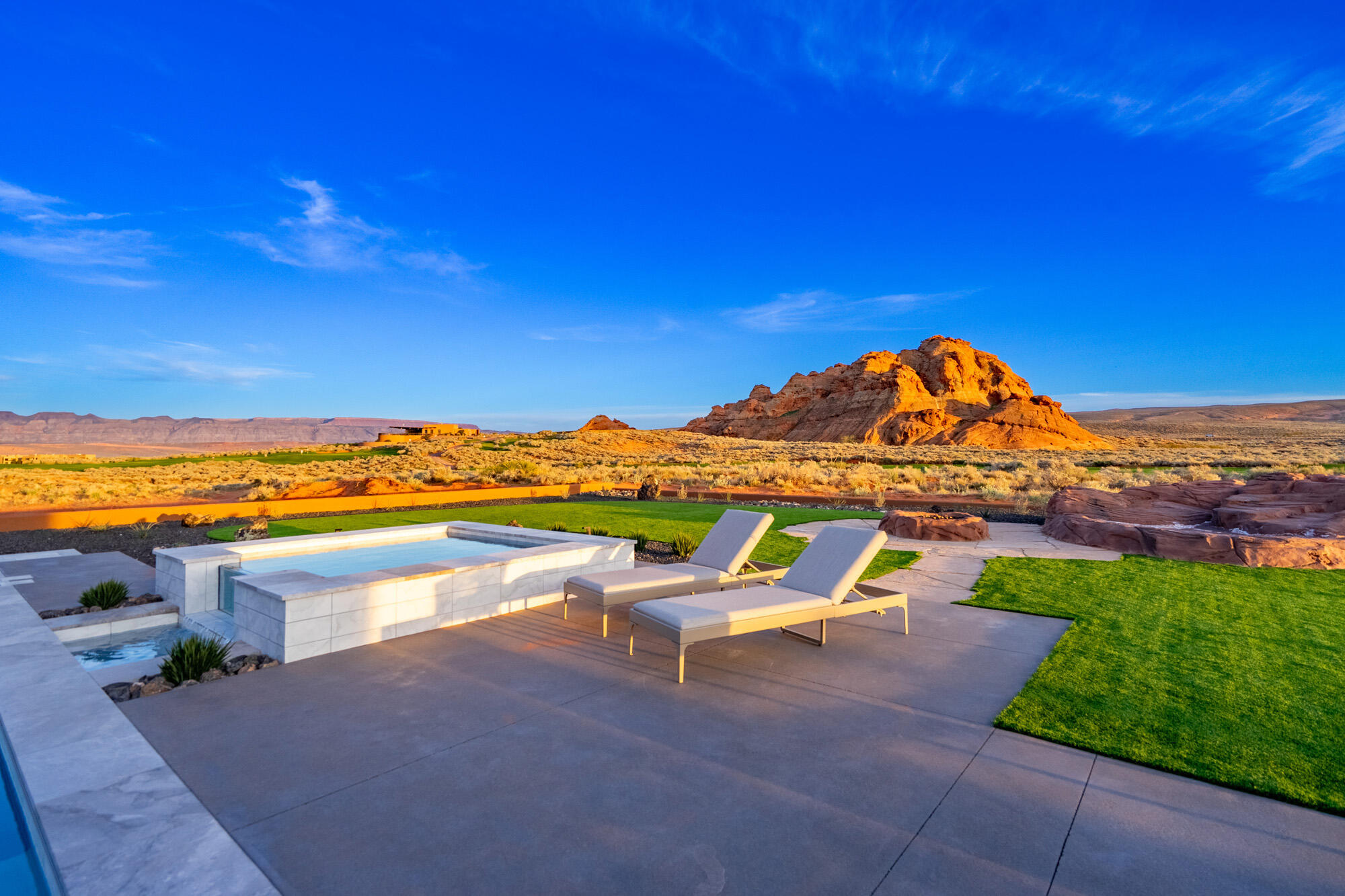 ESTATES AT SAND HOLLOW - Residential