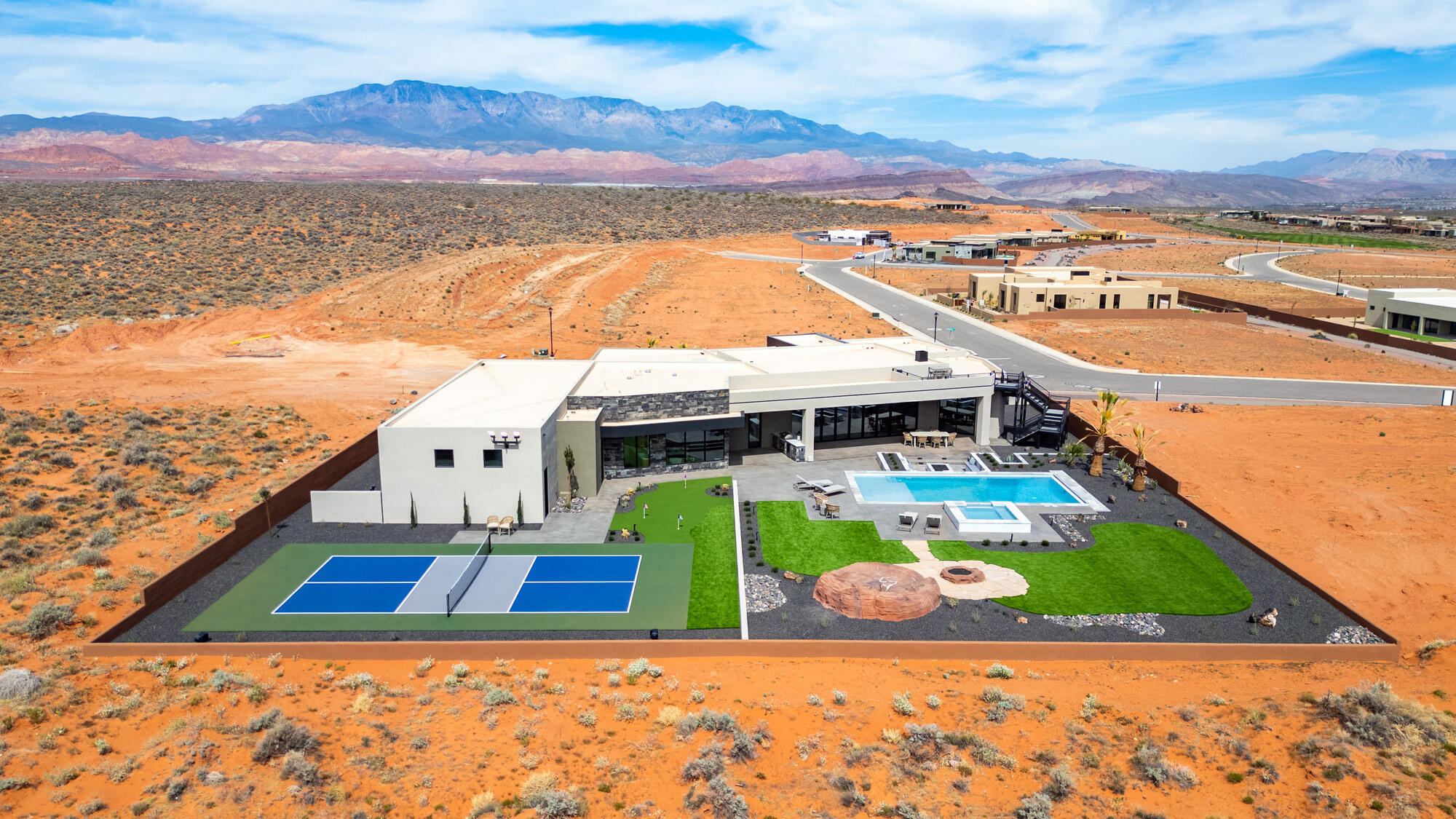 ESTATES AT SAND HOLLOW - Residential