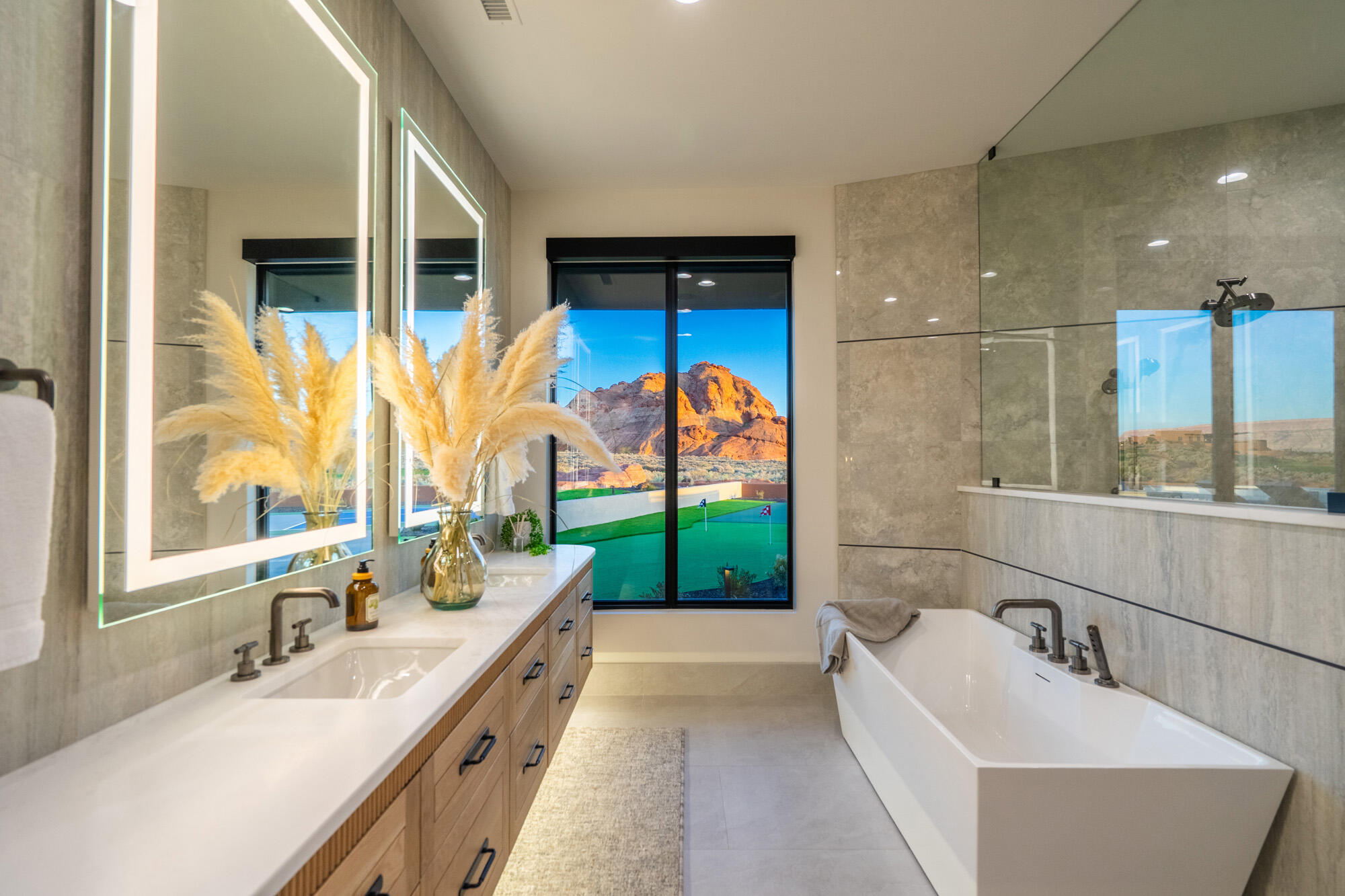 ESTATES AT SAND HOLLOW - Residential