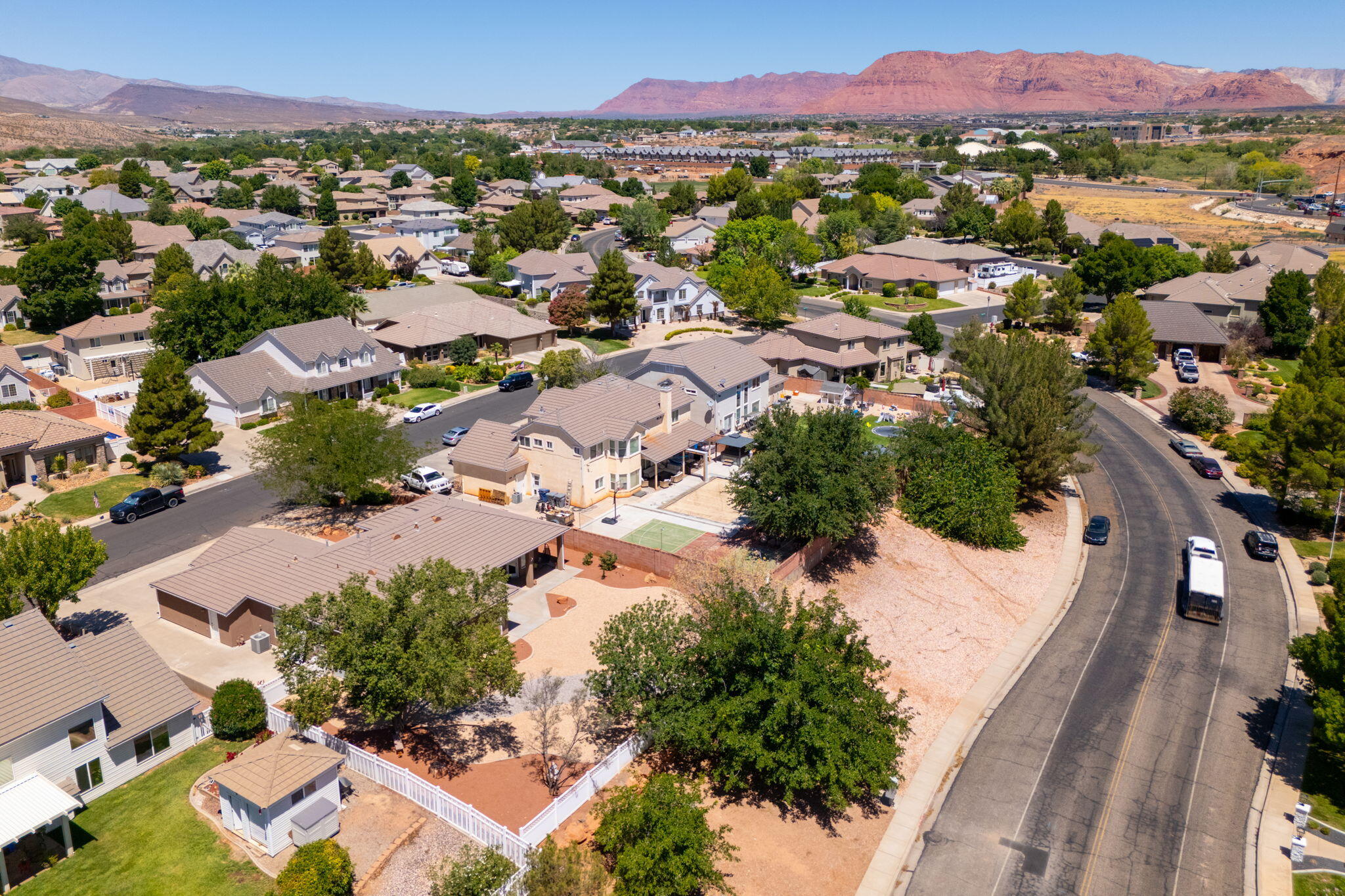 COUNTRY LANE ESTATES - Residential