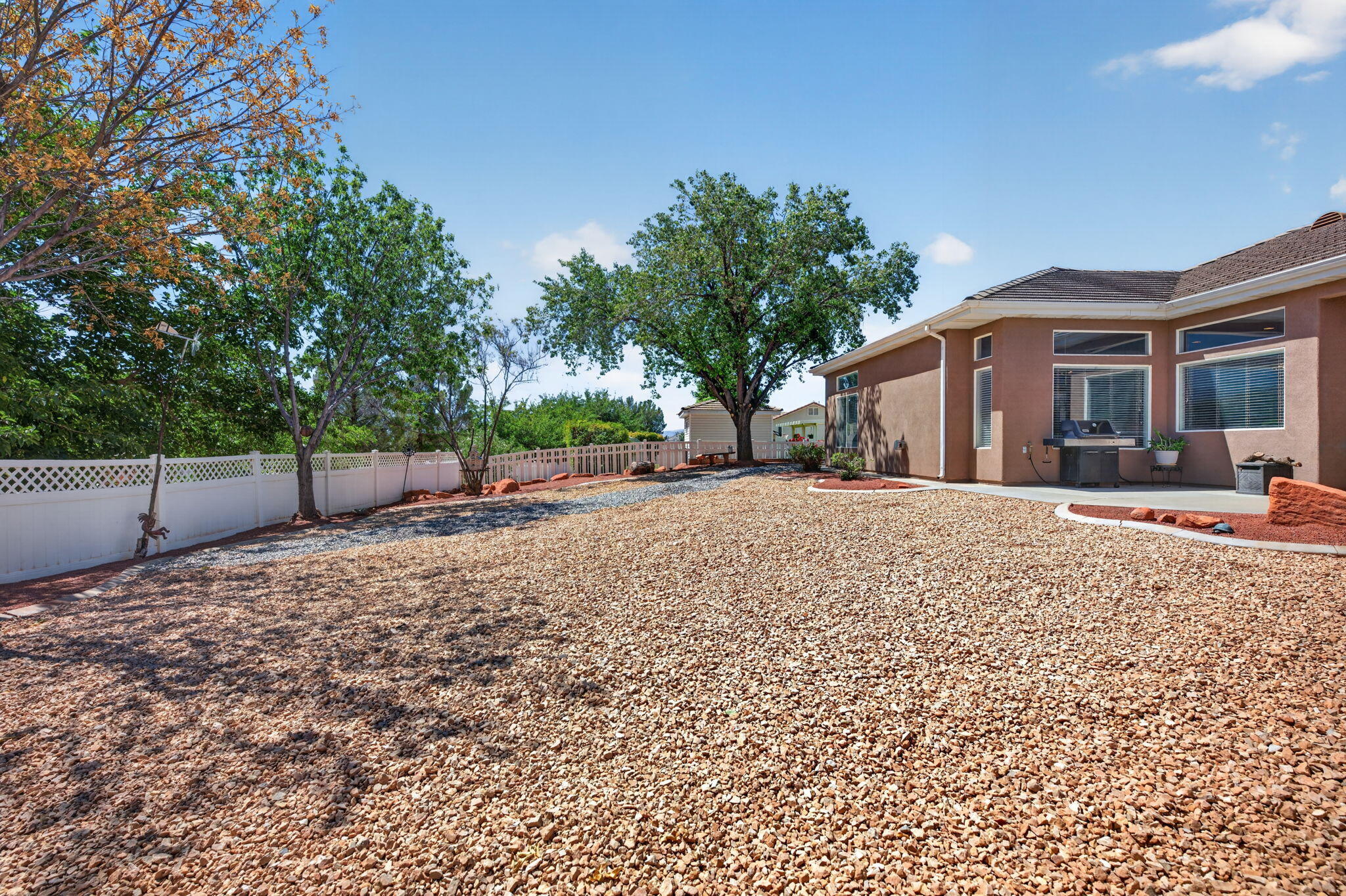 COUNTRY LANE ESTATES - Residential