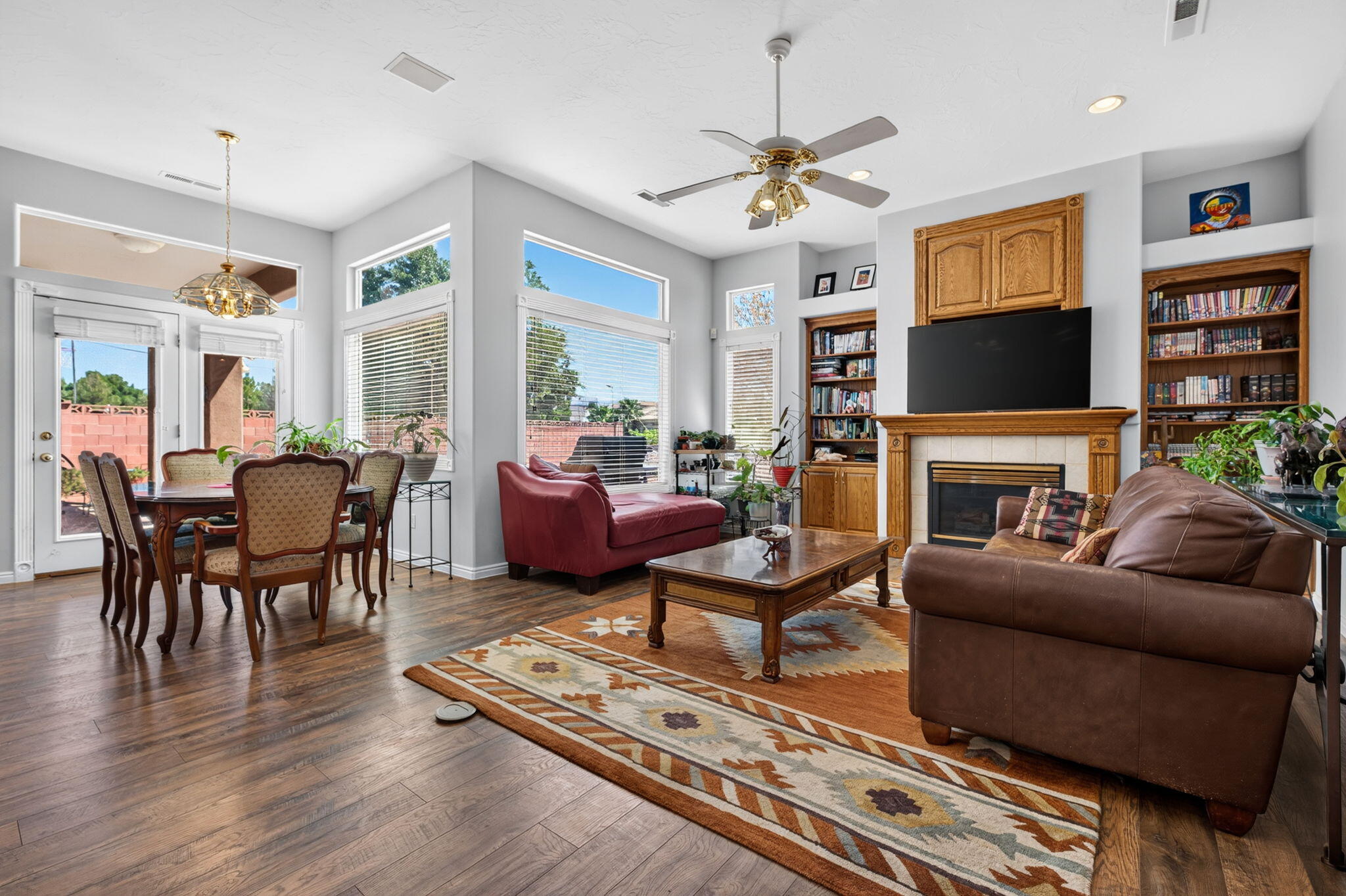 COUNTRY LANE ESTATES - Residential