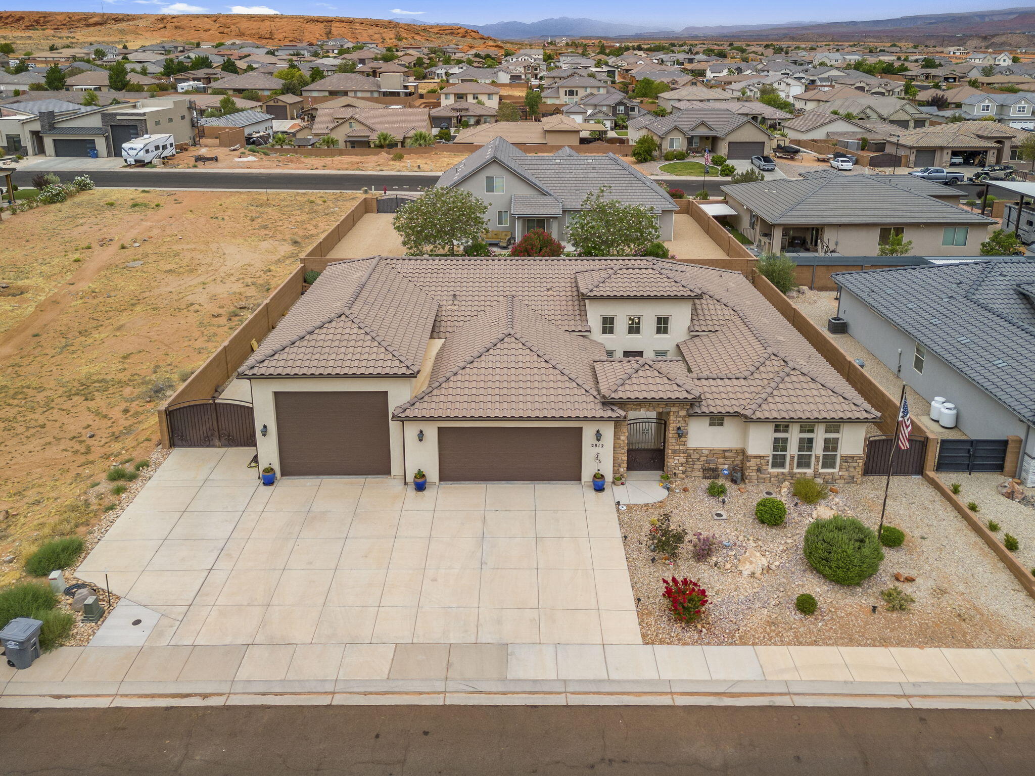 DIXIE SPRINGS - Residential