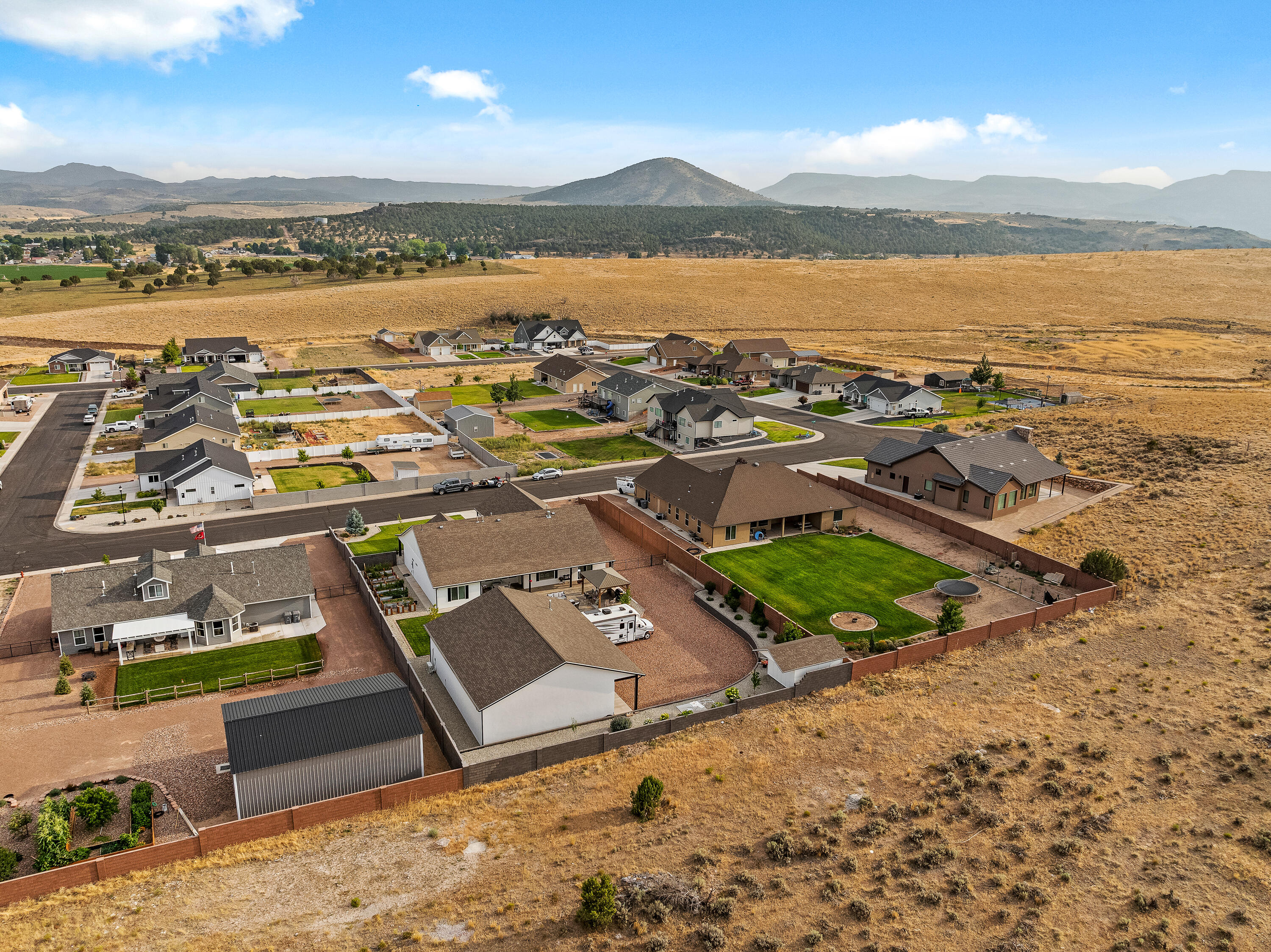 NORTH HILL ESTATES - Residential