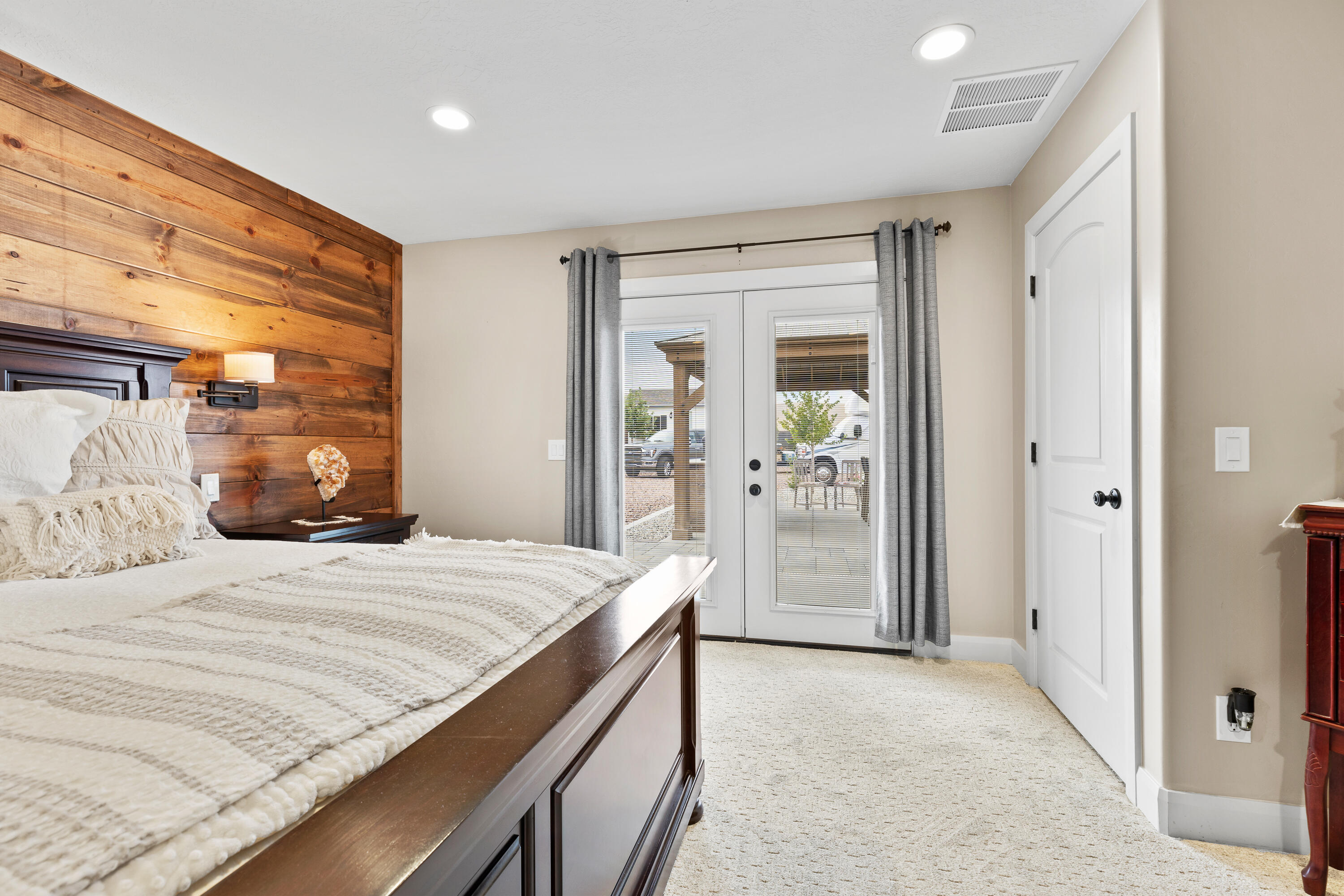 NORTH HILL ESTATES - Residential