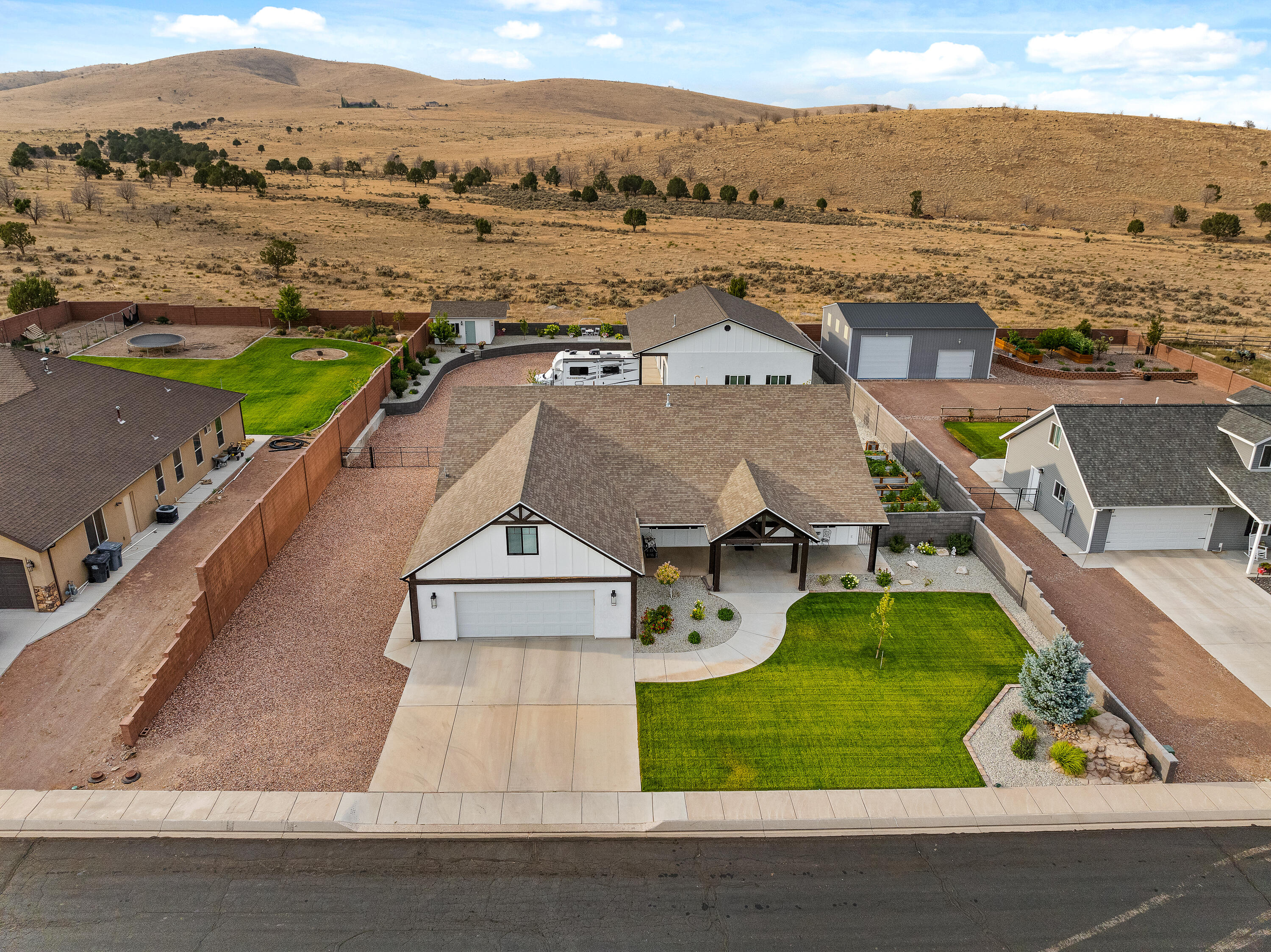 NORTH HILL ESTATES - Residential