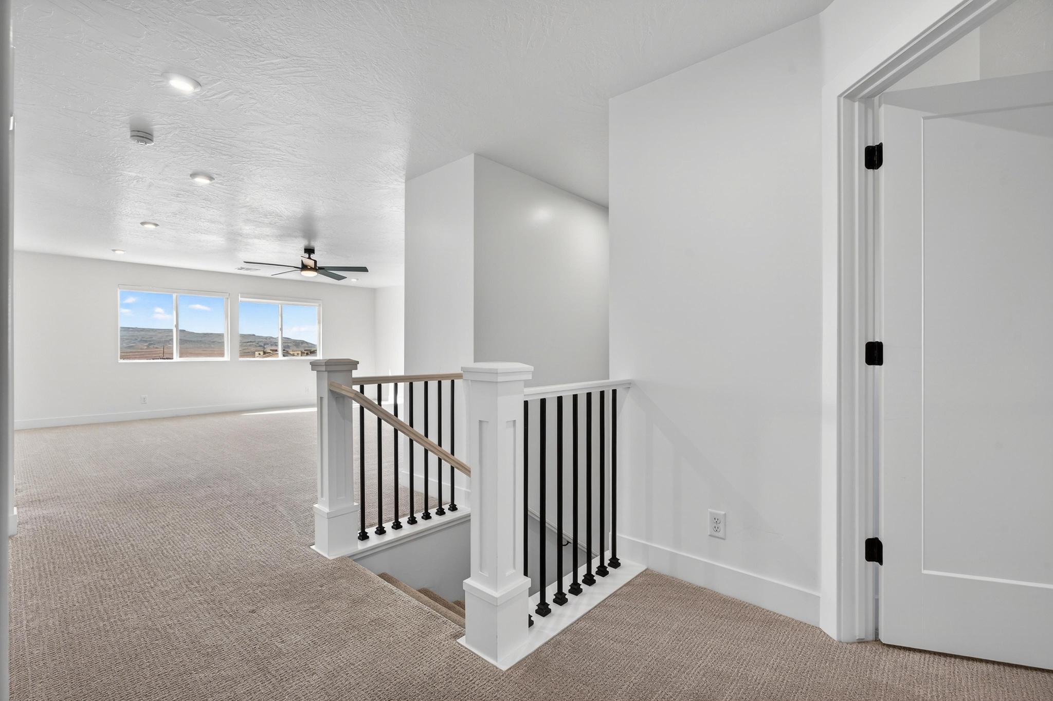 WHITE CANYON - Residential