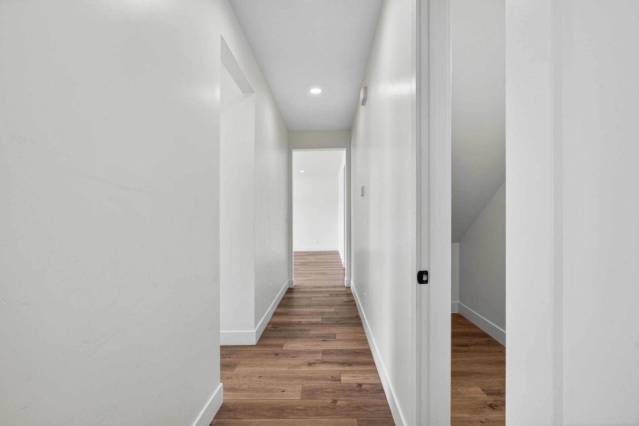 WHITE CANYON - Residential