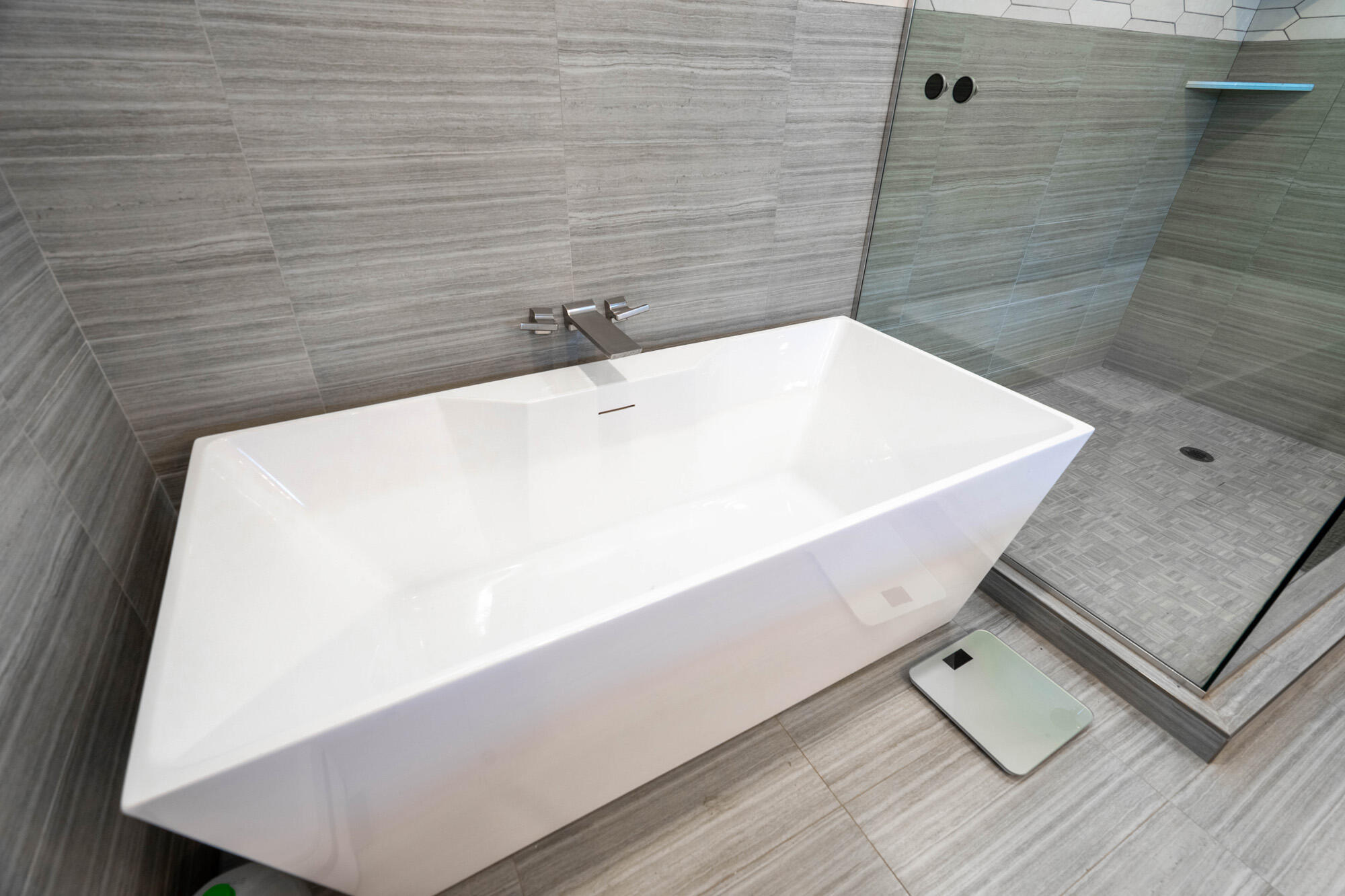 SOLACE AT SANTA CLARA - Residential