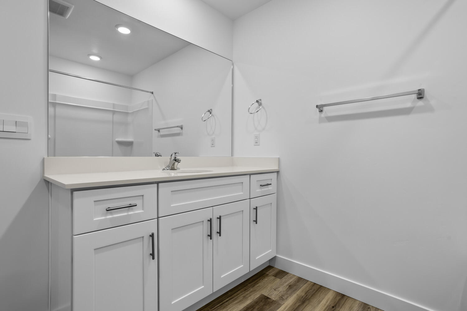 STANDING ROCK EAST AT LONG VALLEY - Residential