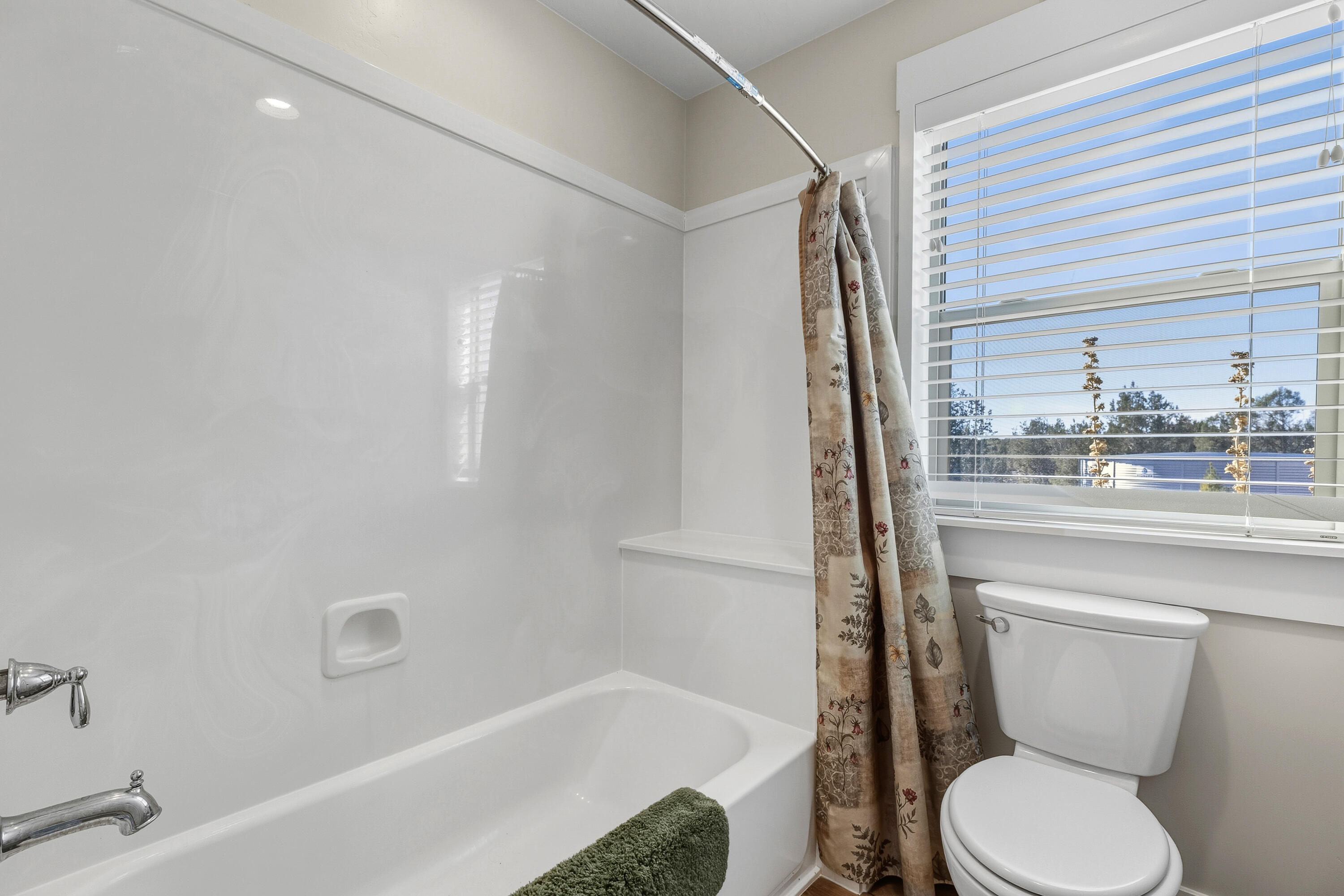 APPLE VALLEY TOWNSITE - Residential