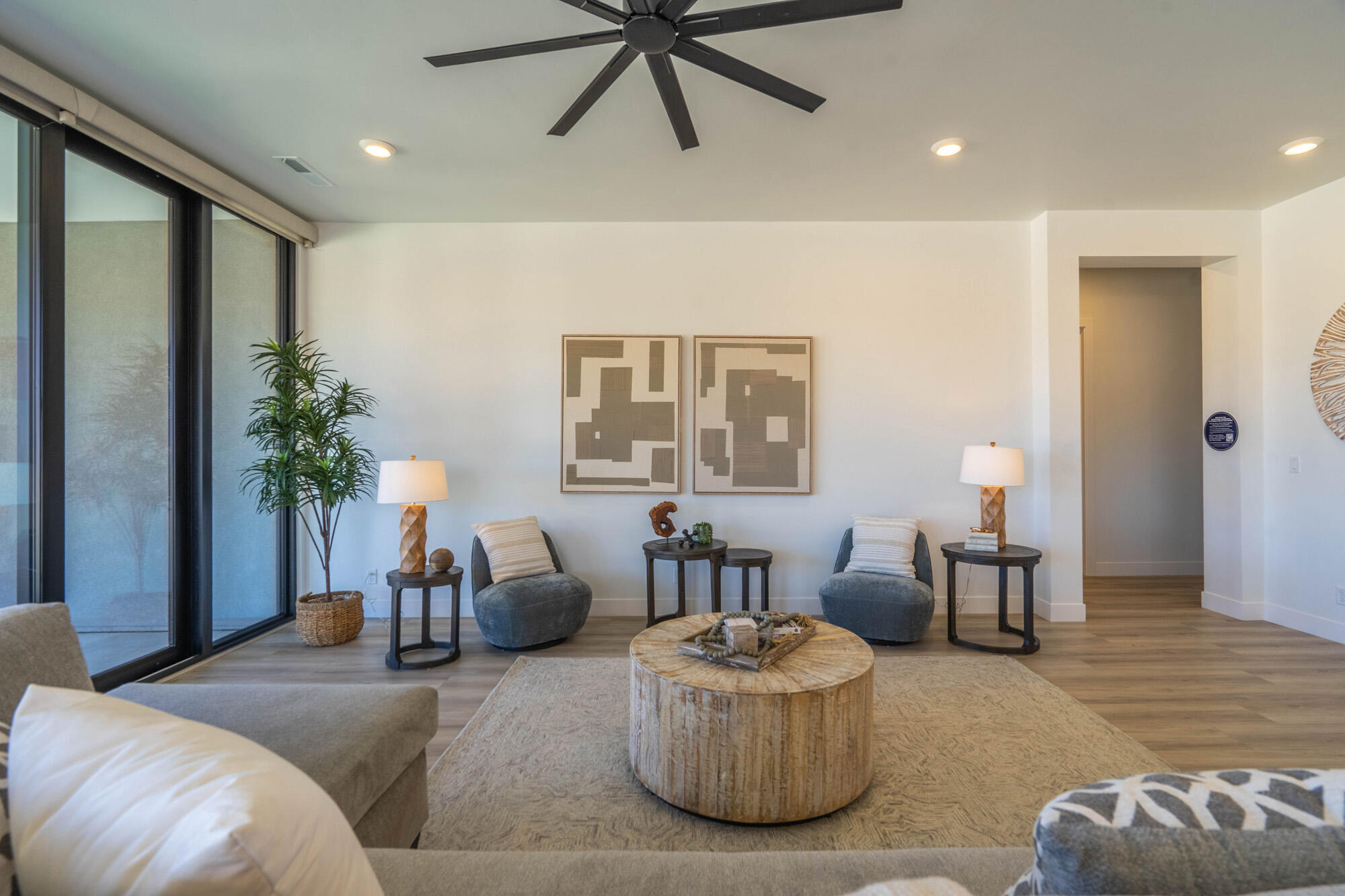 ESTATES AT SAND HOLLOW - Residential
