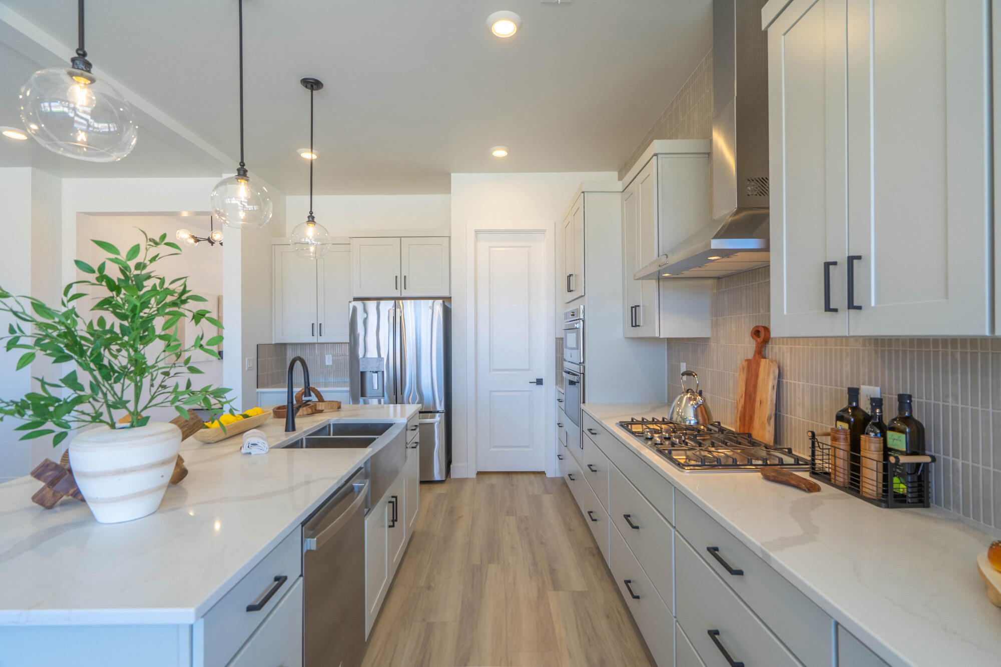 ESTATES AT SAND HOLLOW - Residential