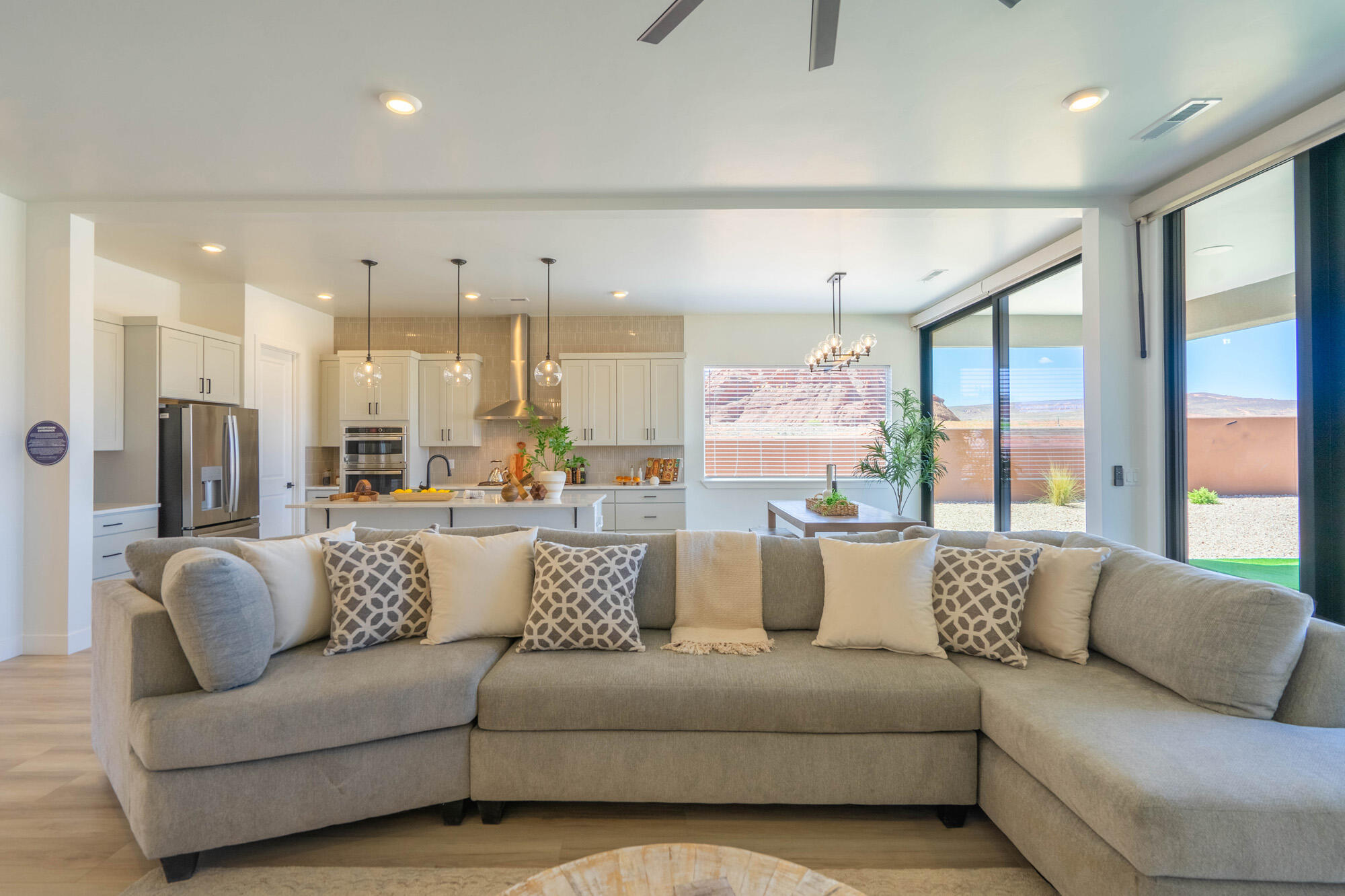 ESTATES AT SAND HOLLOW - Residential