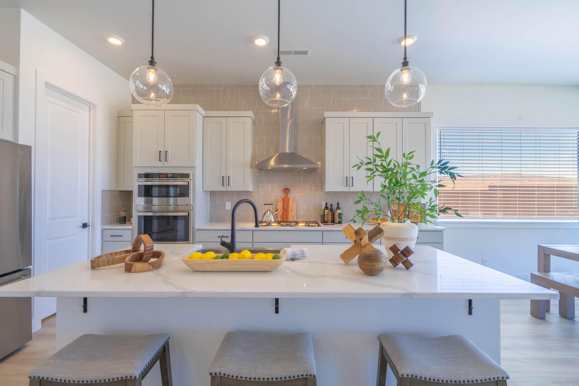 ESTATES AT SAND HOLLOW - Residential
