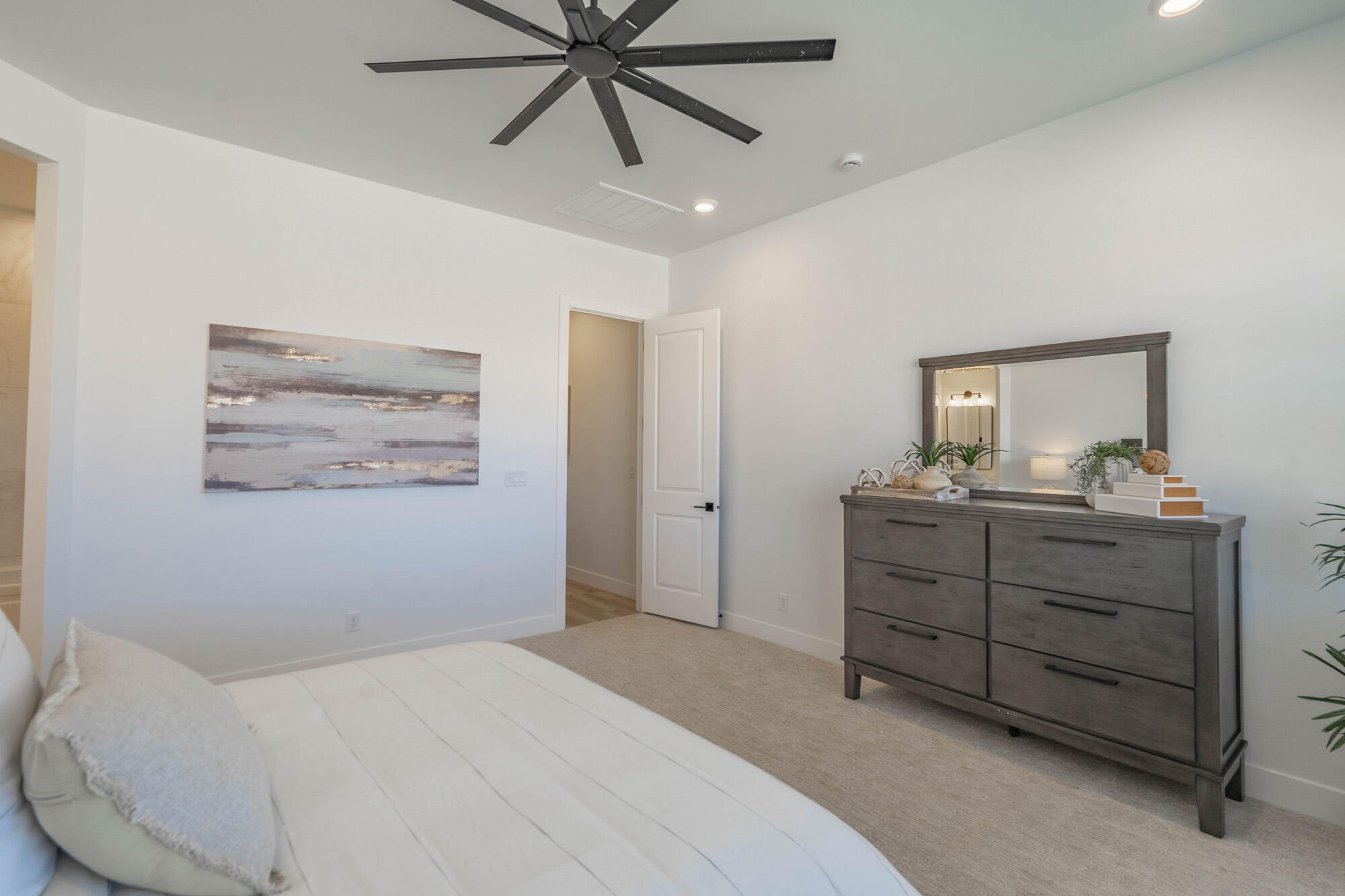 ESTATES AT SAND HOLLOW - Residential