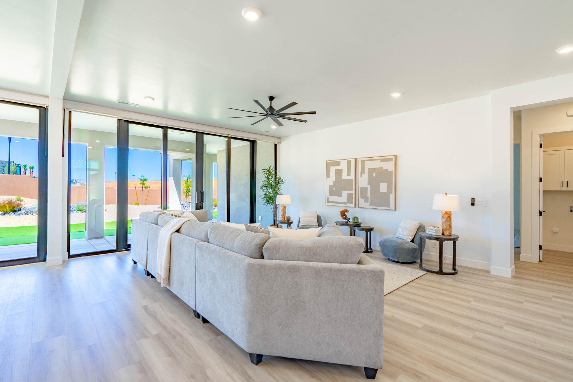 ESTATES AT SAND HOLLOW - Residential