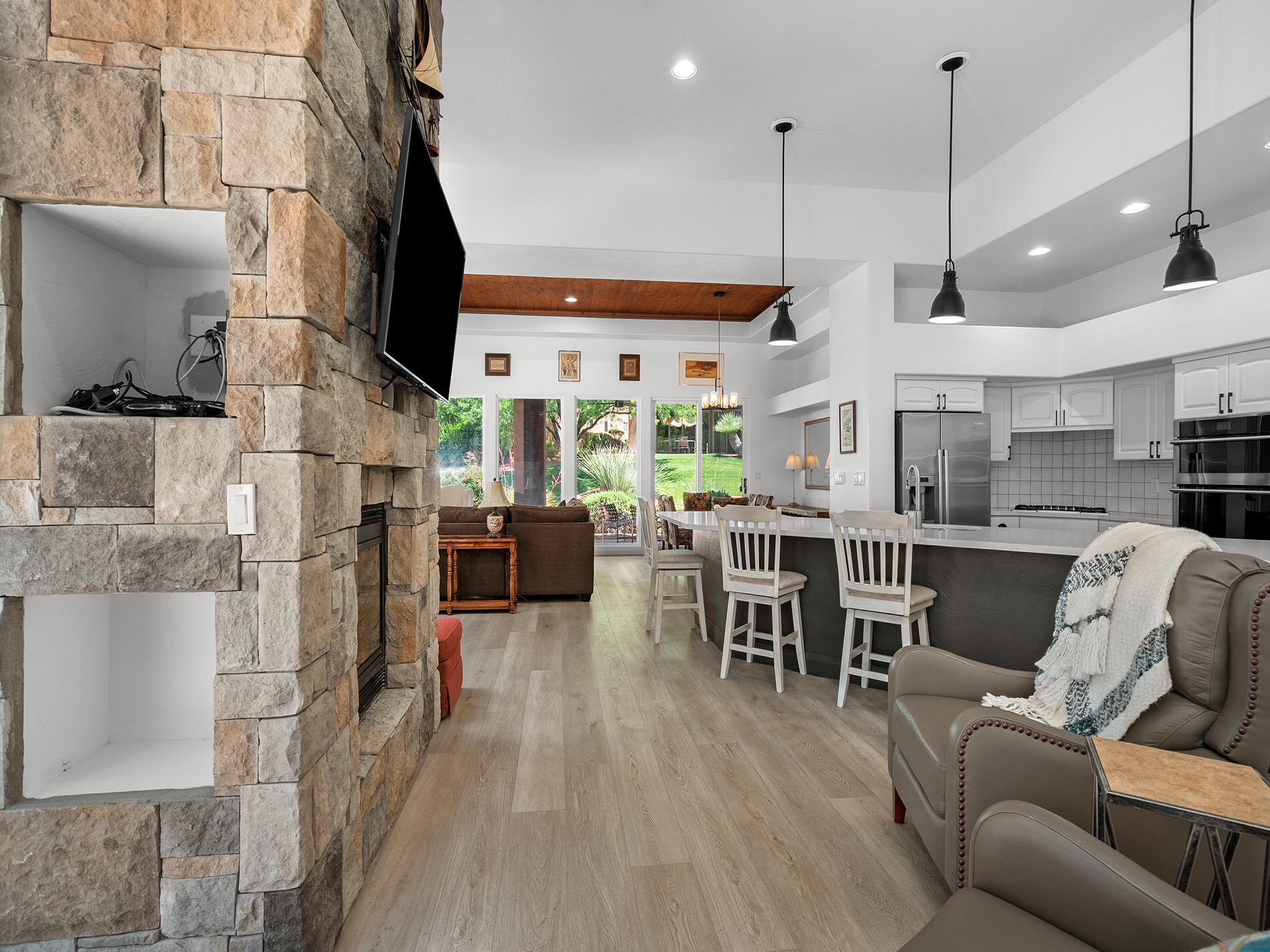 ENTRADA PAIUTE SPRINGS - Residential