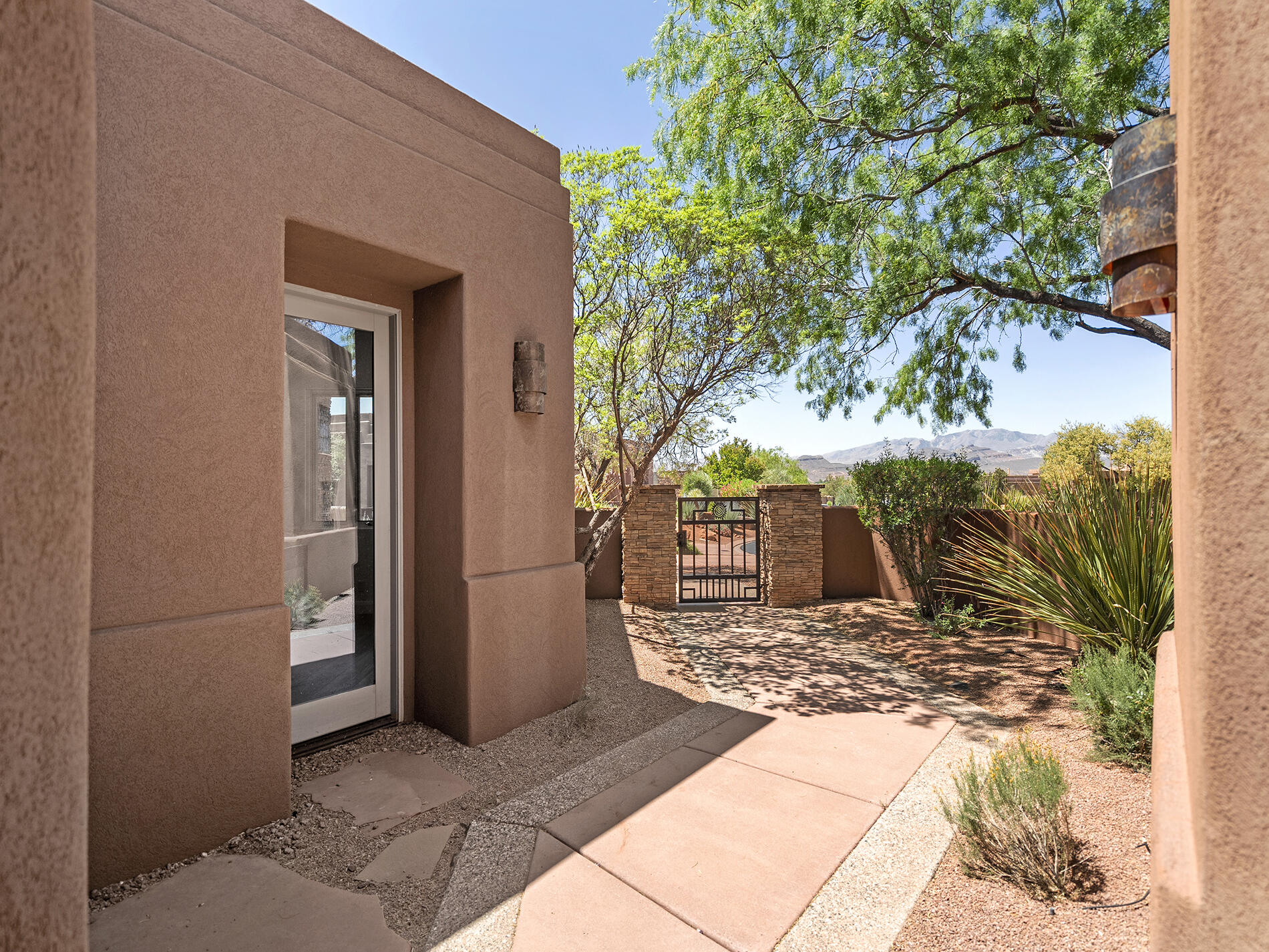 ENTRADA PAIUTE SPRINGS - Residential