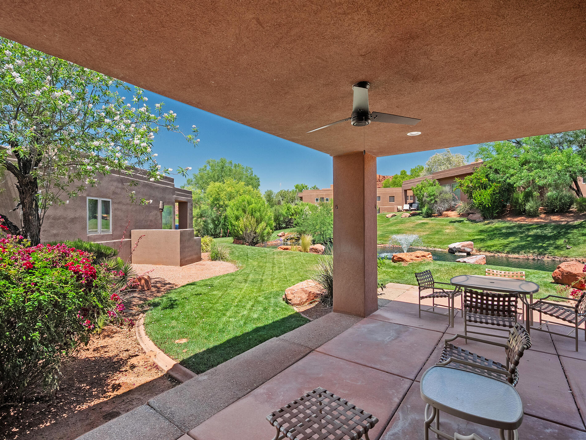 ENTRADA PAIUTE SPRINGS - Residential
